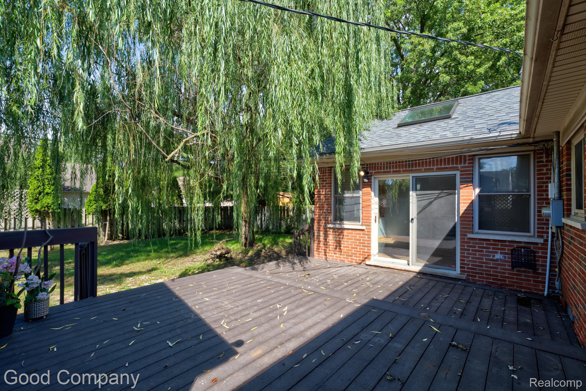 9035 Houghton Street Property Photo 52