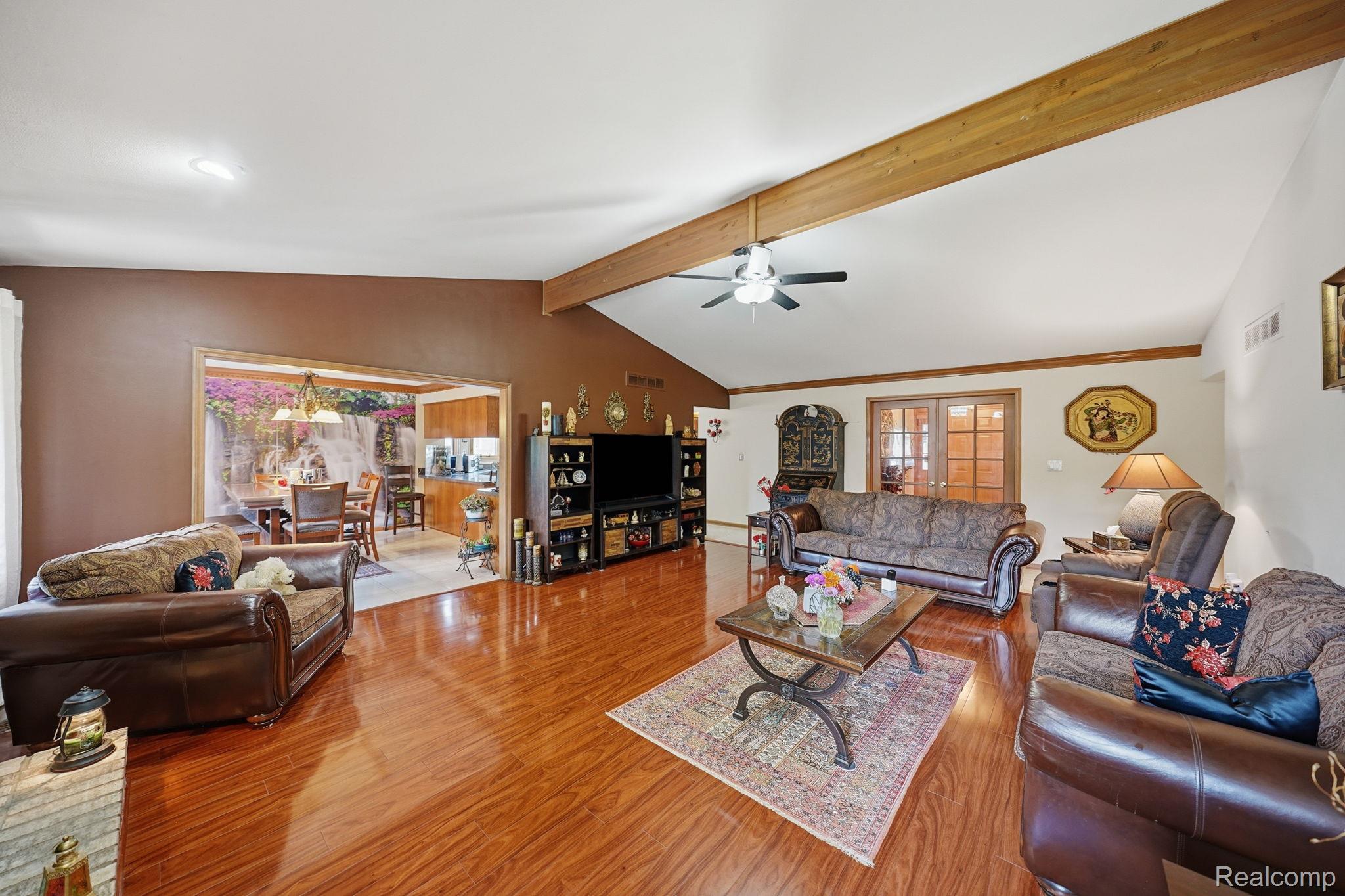 43459 Devin Drive Property Photo 8