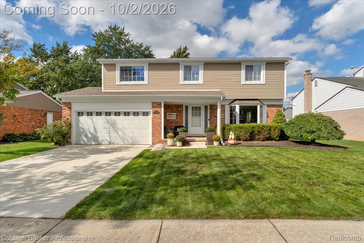 454 Queens Way Property Photo 1