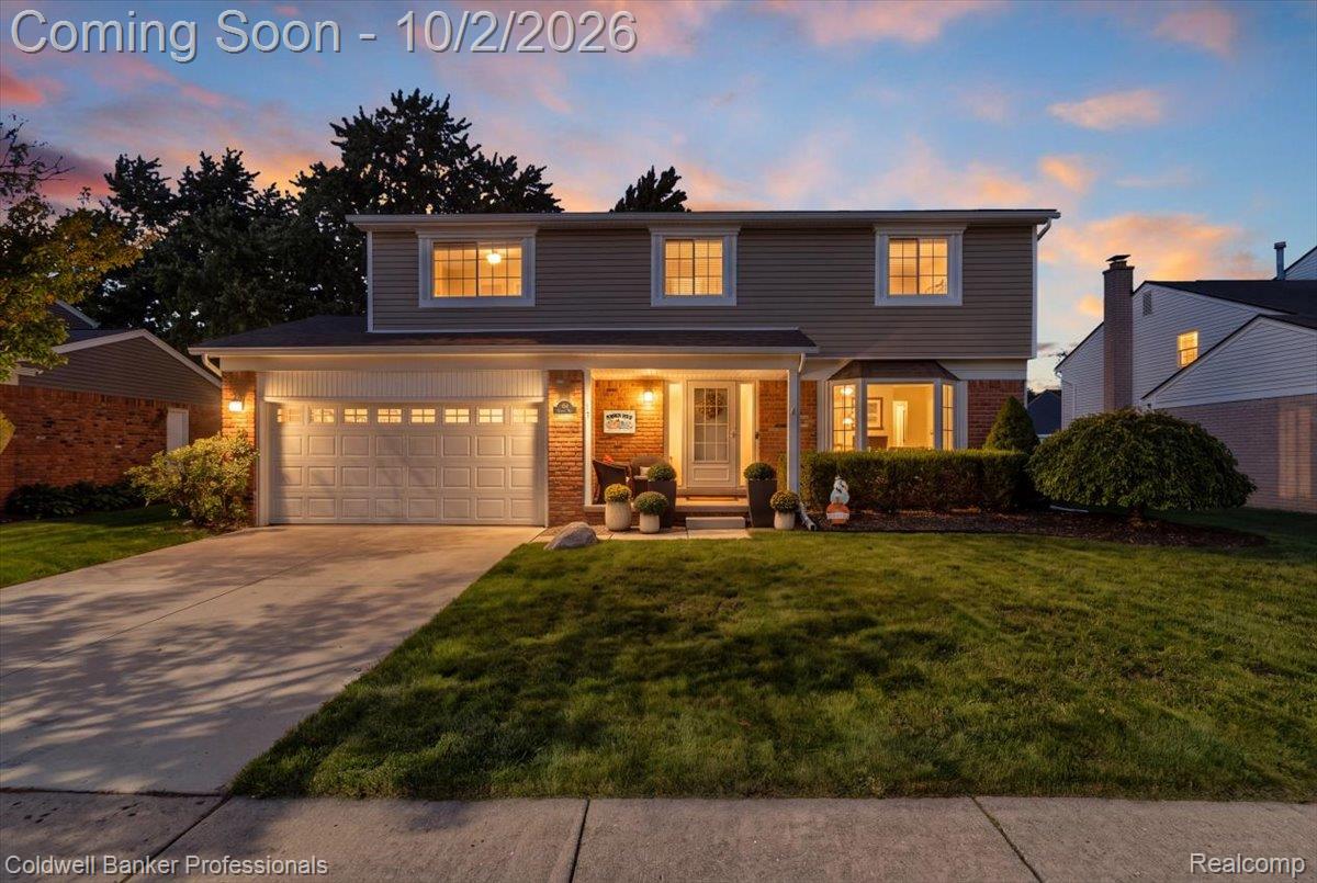 454 Queens Way Property Photo 2