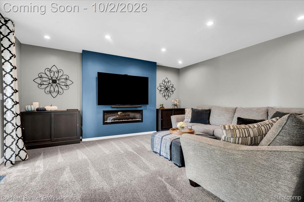 454 Queens Way Property Photo 15