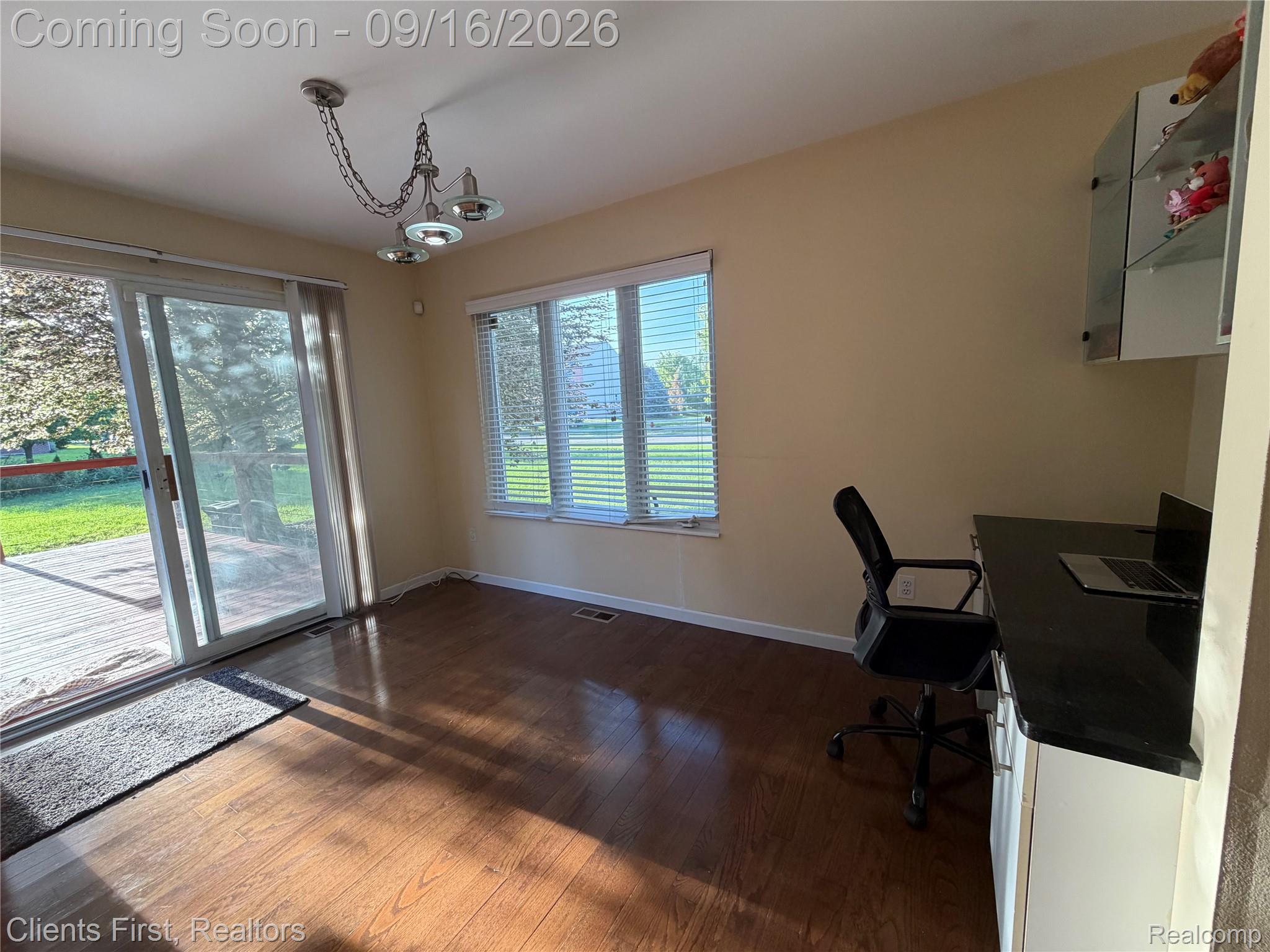 24519 Willowbrook Property Photo 22