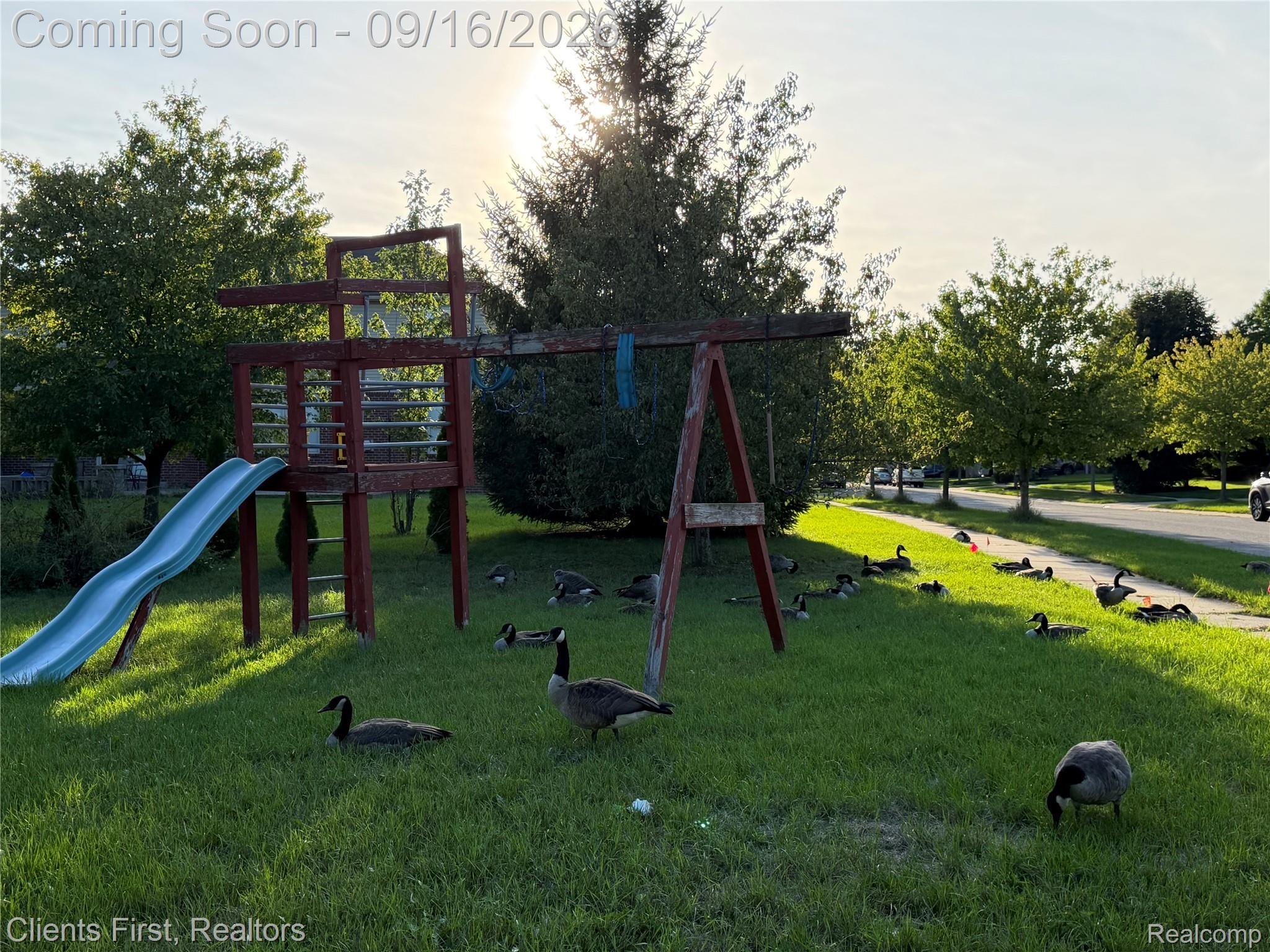 24519 Willowbrook Property Photo 32
