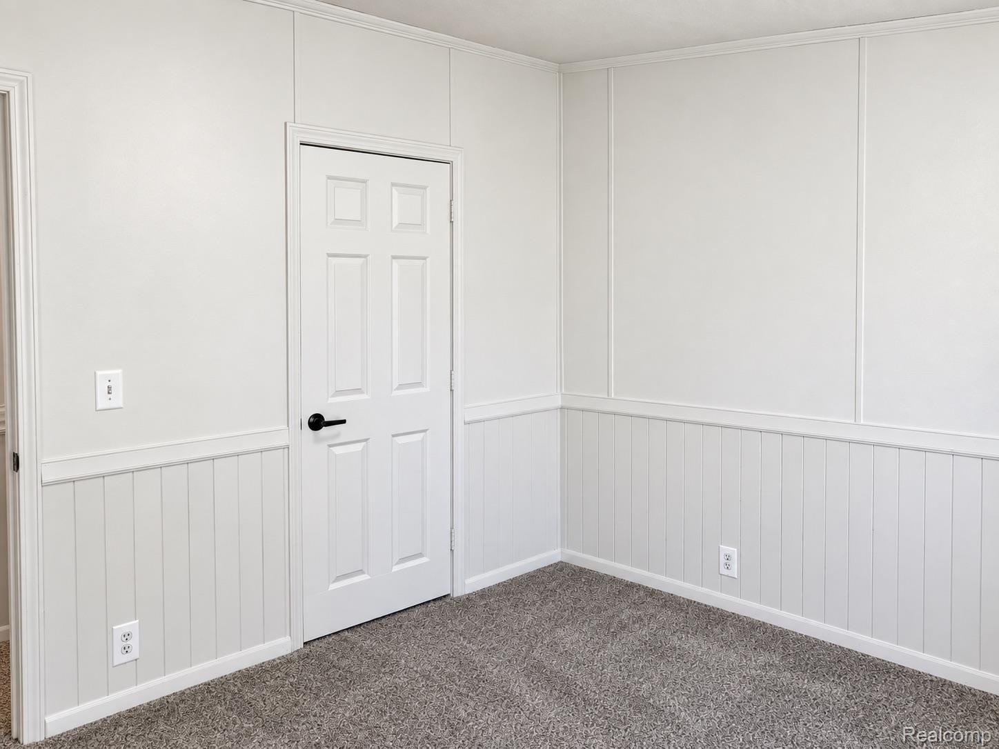 29 Brookfield Property Photo 16