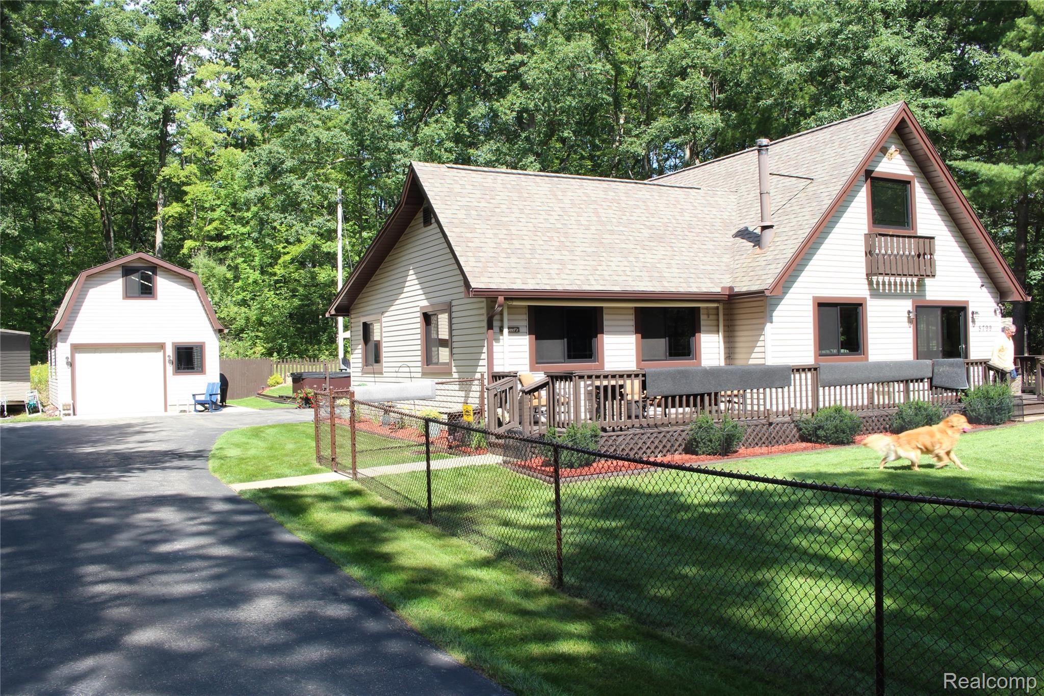 5799 Goodar Road Property Photo 1