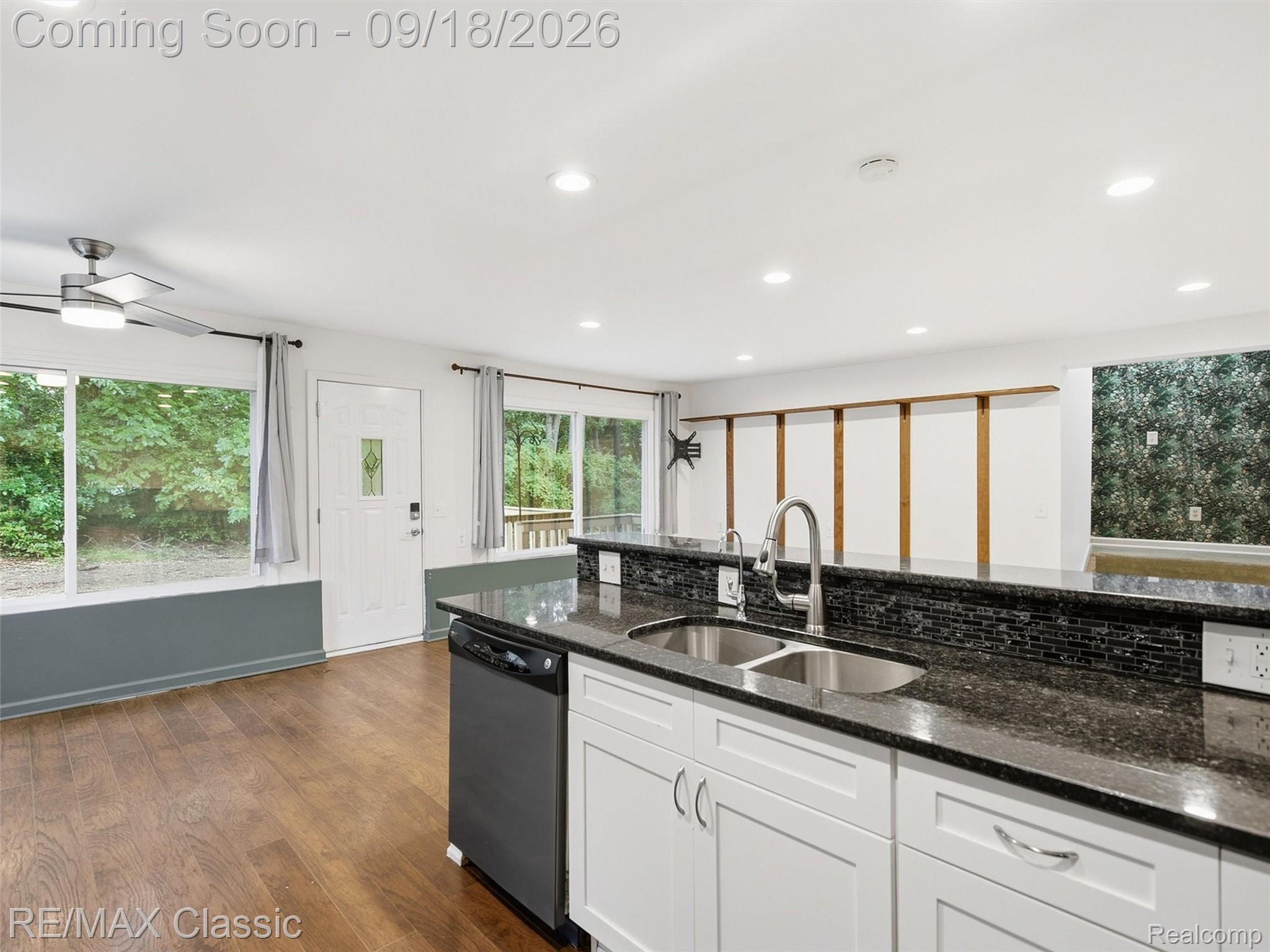 3980 Ben Hur Drive Property Photo 14