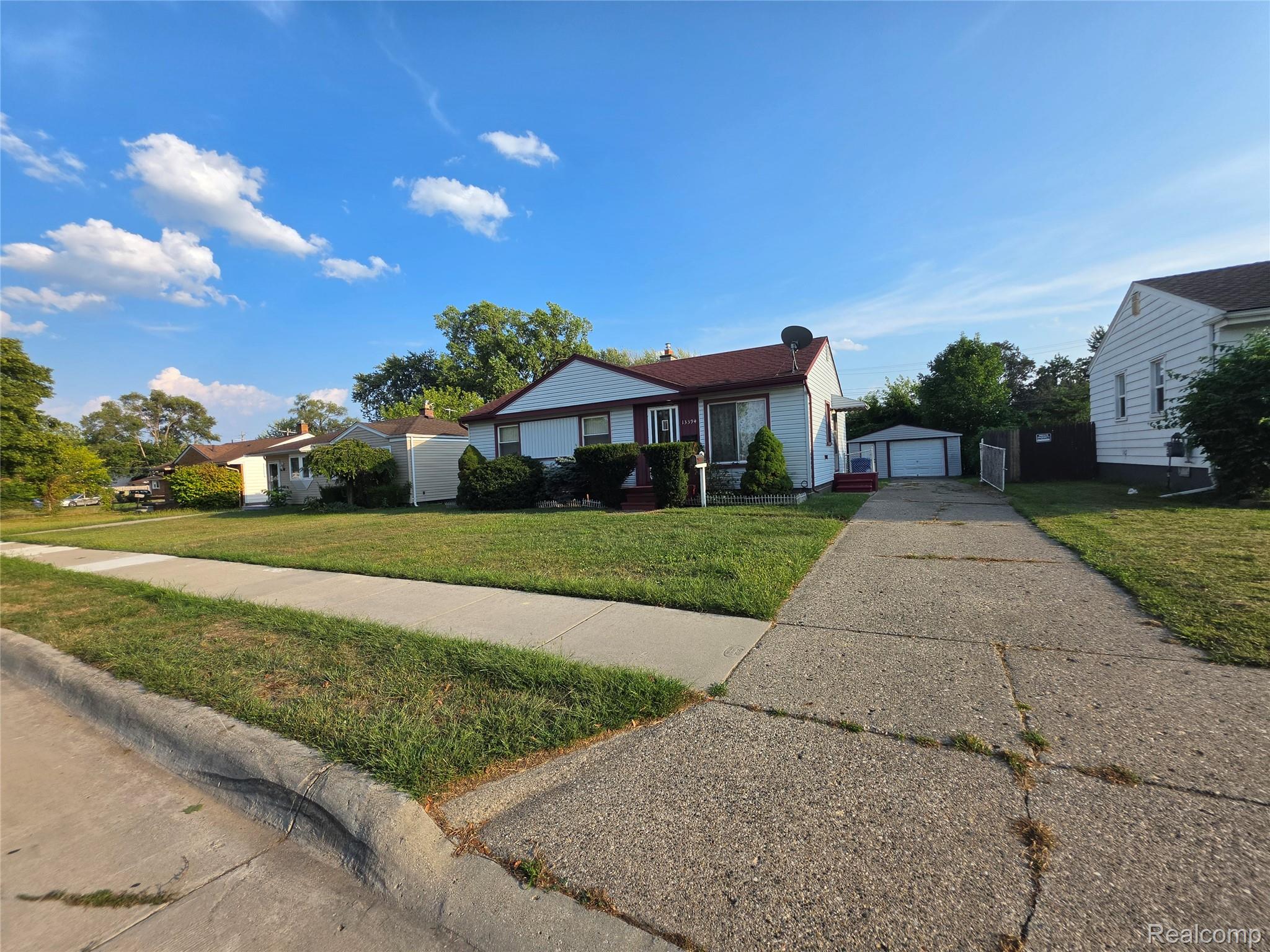 13394 Couwlier Avenue Property Photo 1