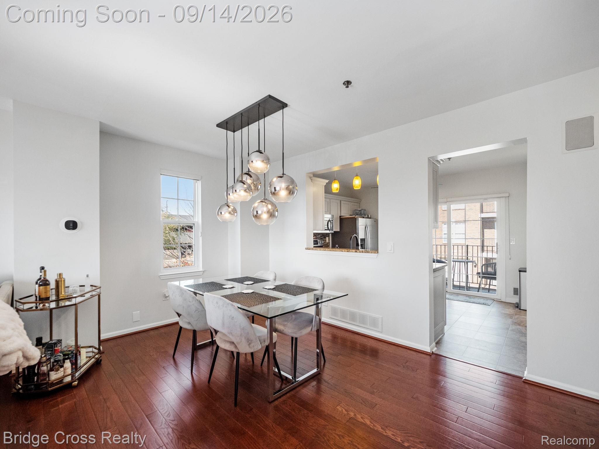 20308 Boardwalk Boulevard Property Photo 5