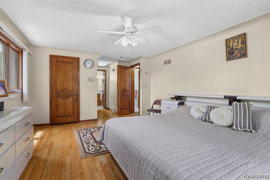 26449 Haverhill Property Photo 28