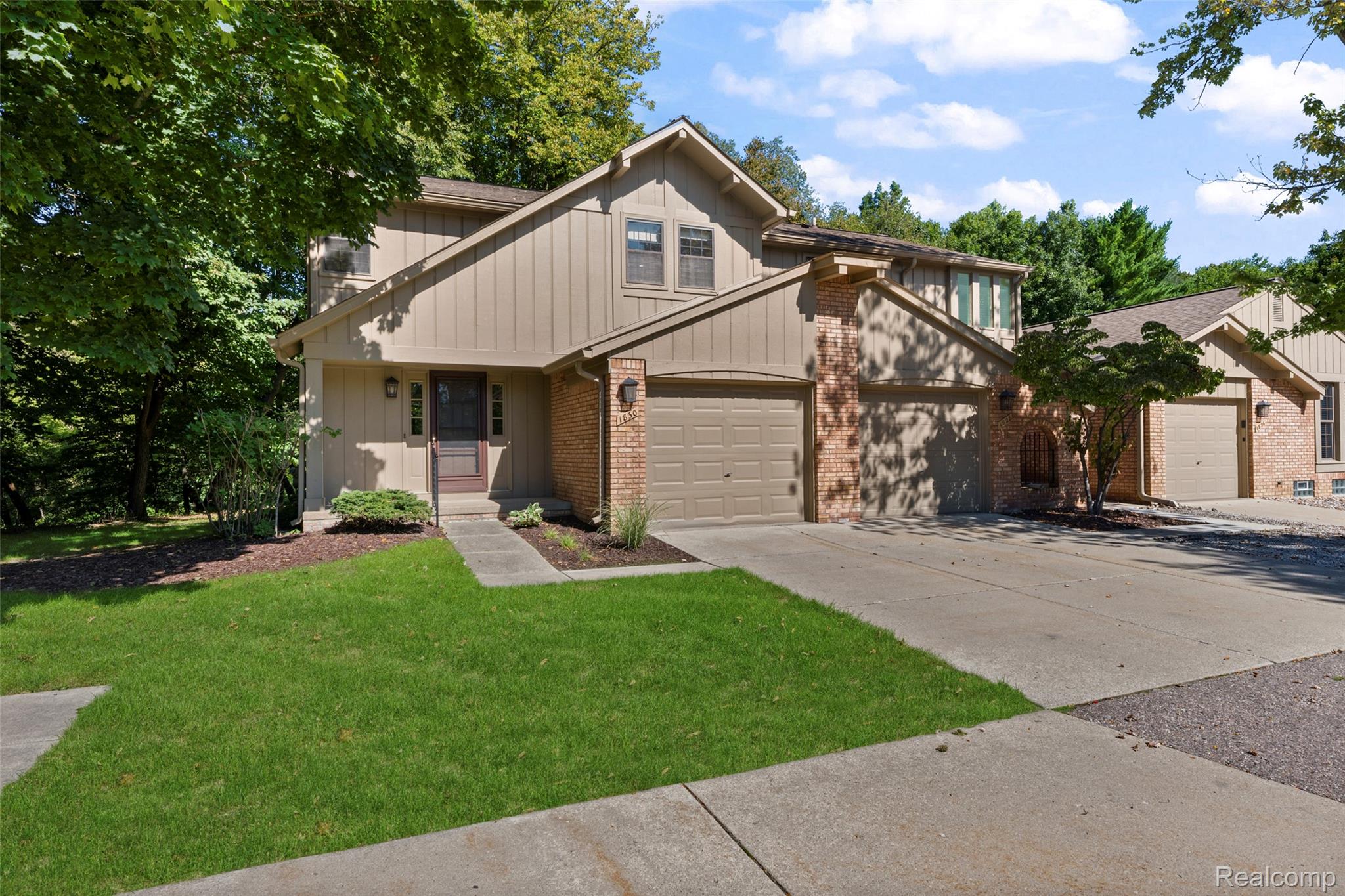 1830 Streamedge Court Property Photo 3