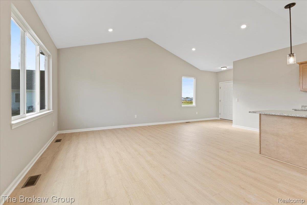 1439 Lincoln Street Property Photo 9