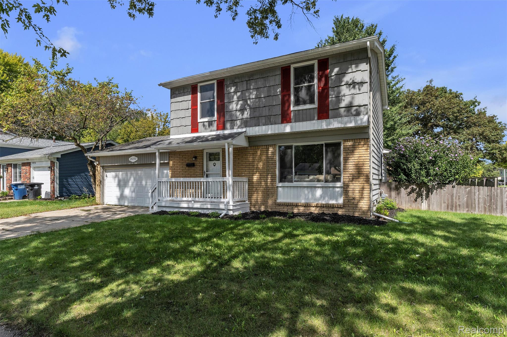 39202 Dillingham Street Property Photo 4