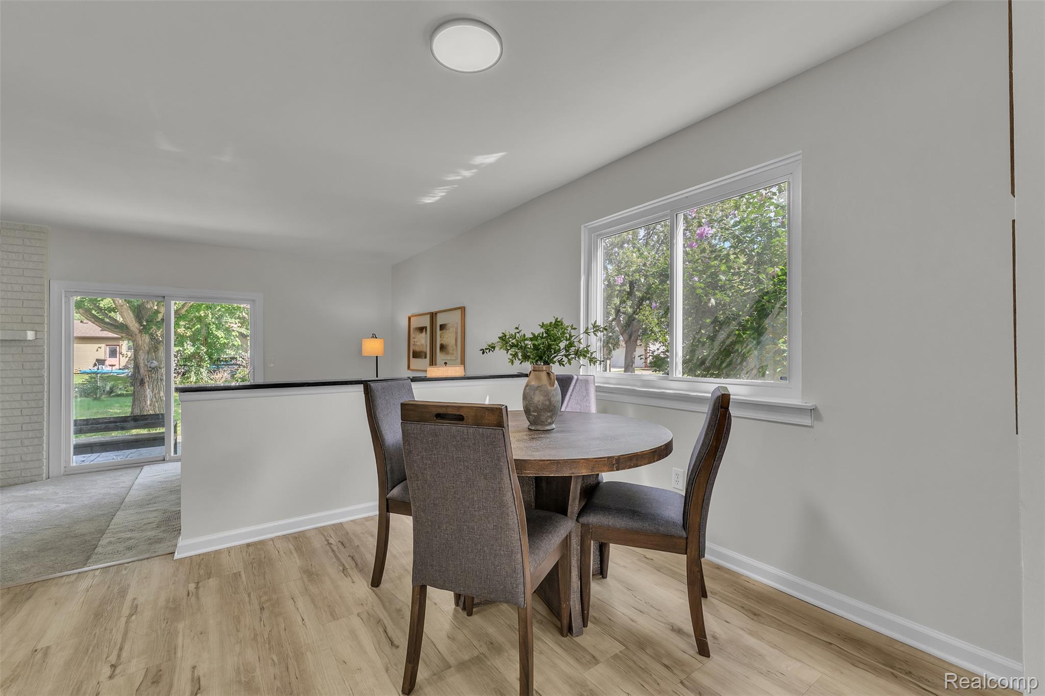 39202 Dillingham Street Property Photo 13