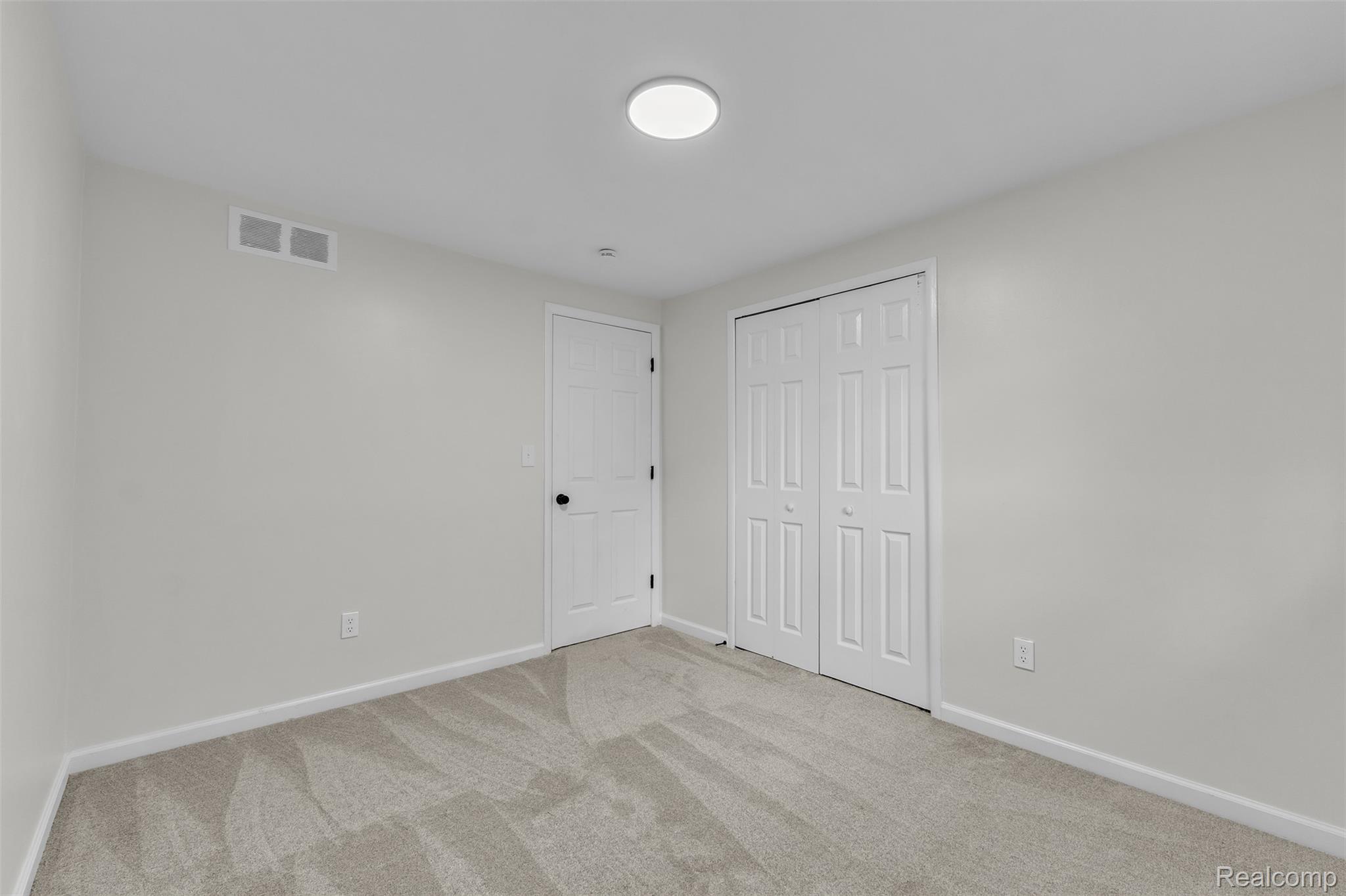 39202 Dillingham Street Property Photo 38