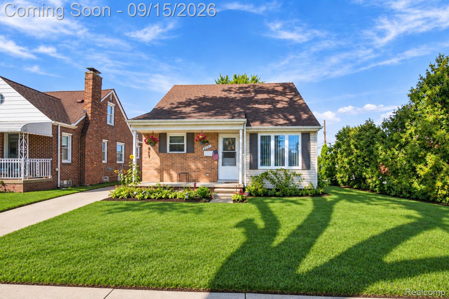2221 N Highland Street Property Photo 1