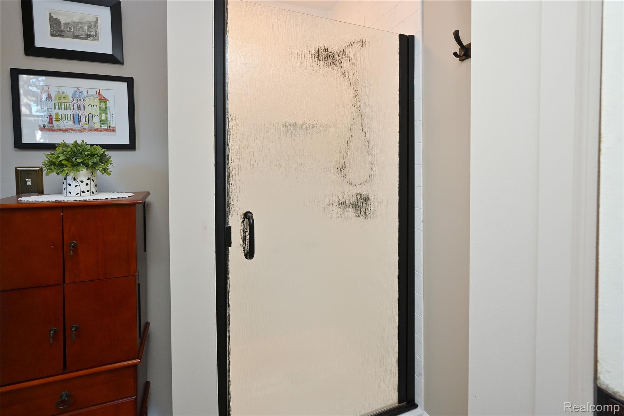 4187 Kenmore Road Property Photo 21