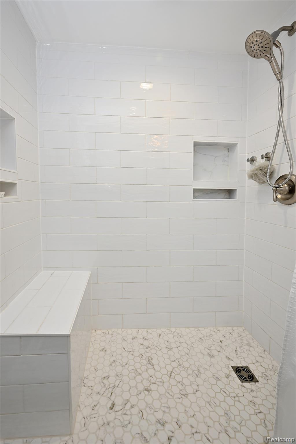 4187 Kenmore Road Property Photo 27