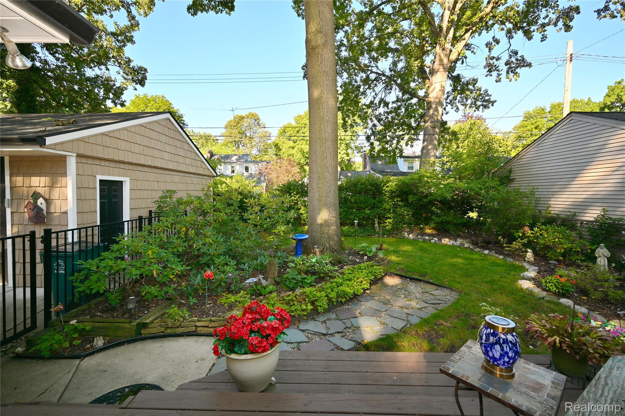 4187 Kenmore Road Property Photo 34