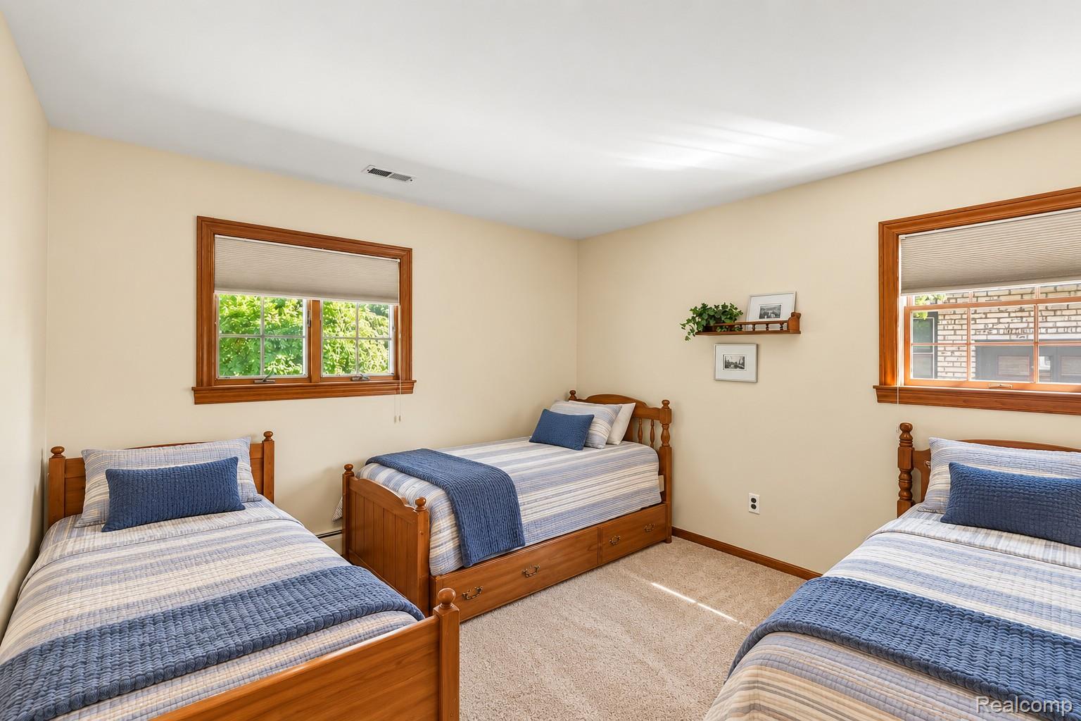 37158 Almont Drive Property Photo 17