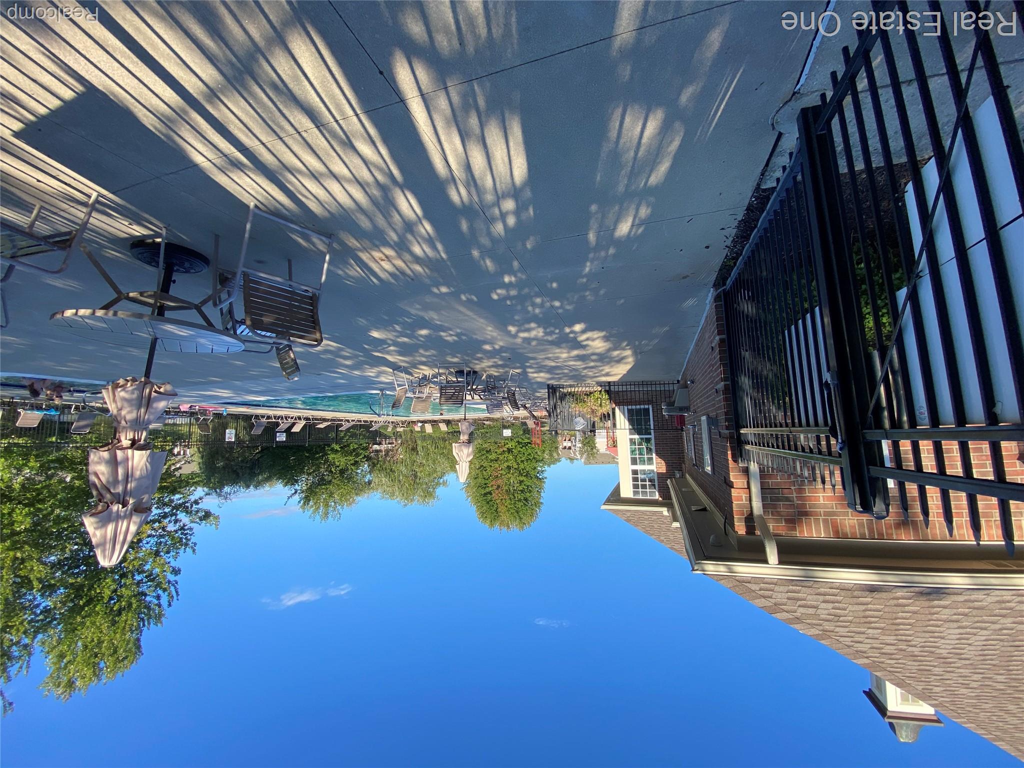16891 Dover Drive Property Photo 10