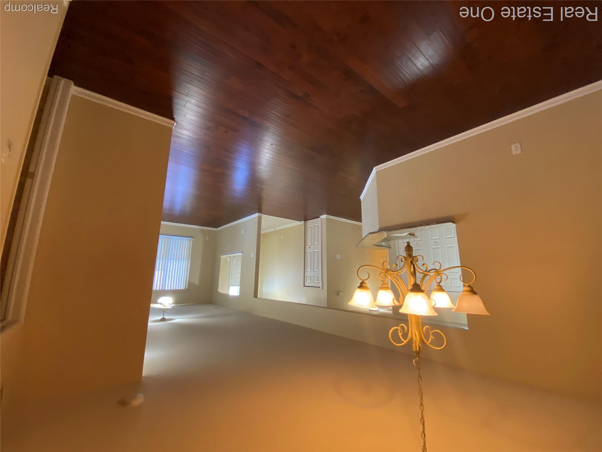 16891 Dover Drive Property Photo 13