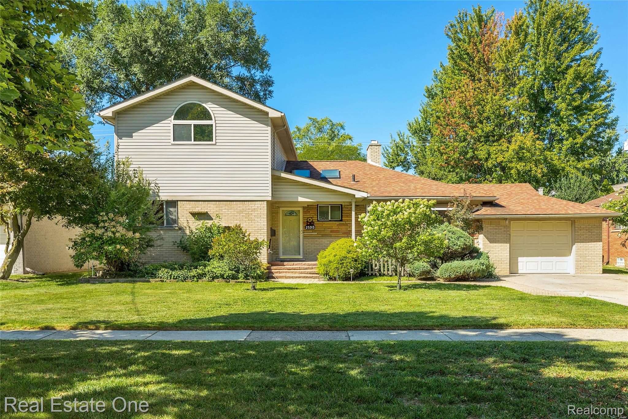 25313 Scotia Road Property Photo 1