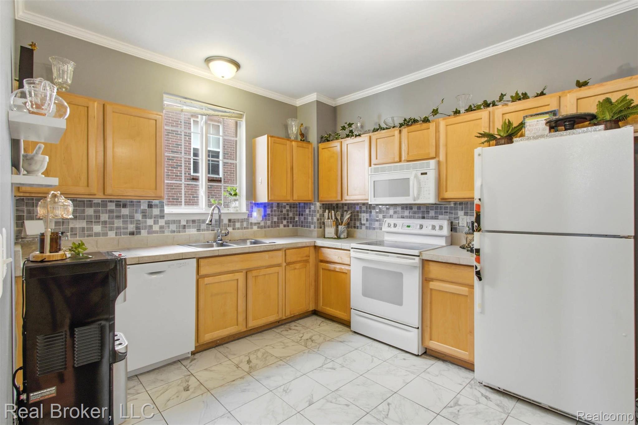 20189 Rodeo Court Property Photo 11