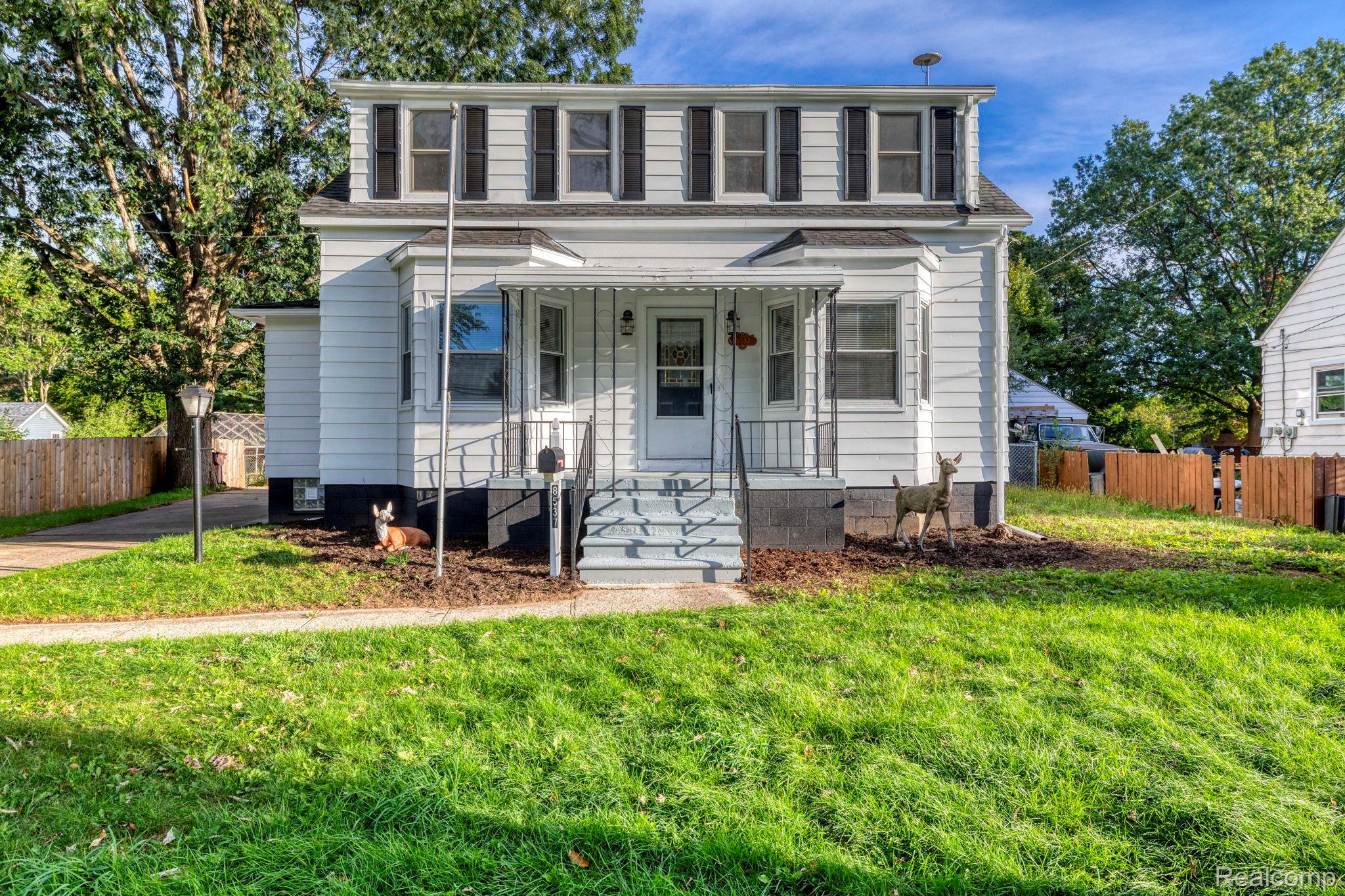 8537 Superior Avenue Property Photo 1