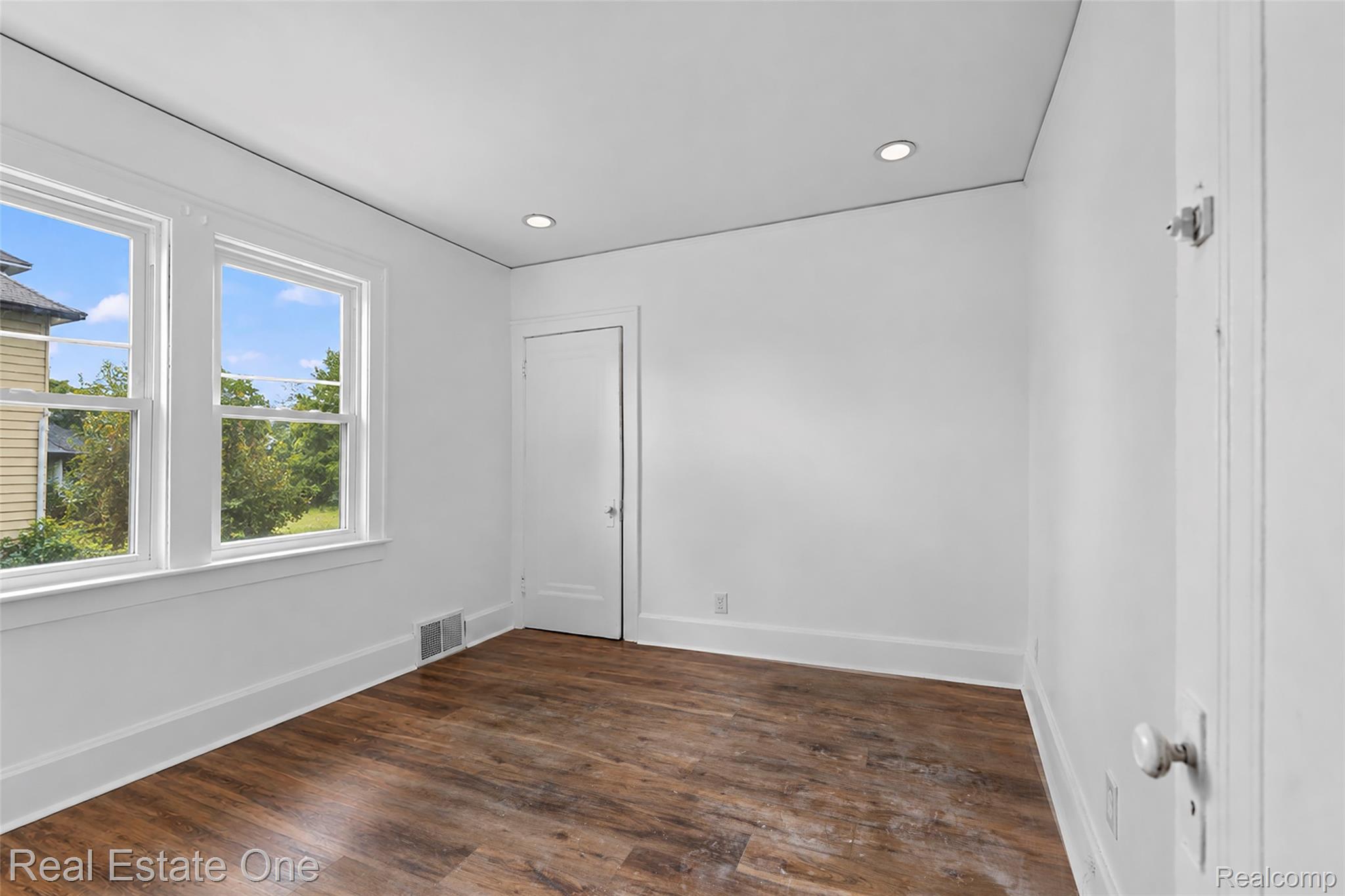 119 Candler Street Property Photo 10