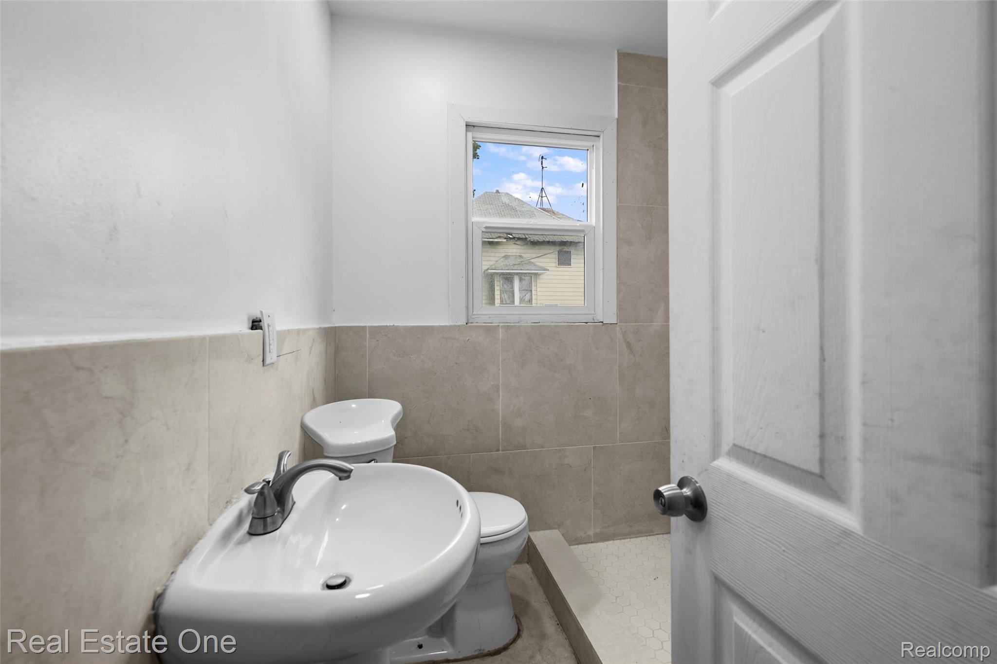 119 Candler Street Property Photo 12