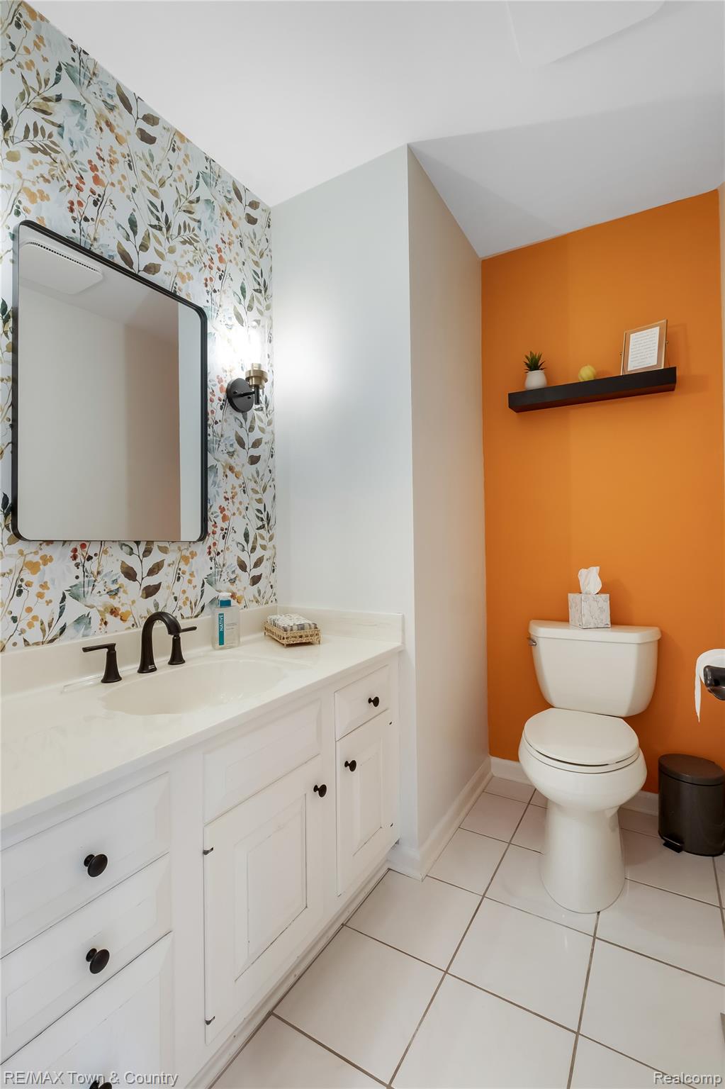 7492 River Road Property Photo 21