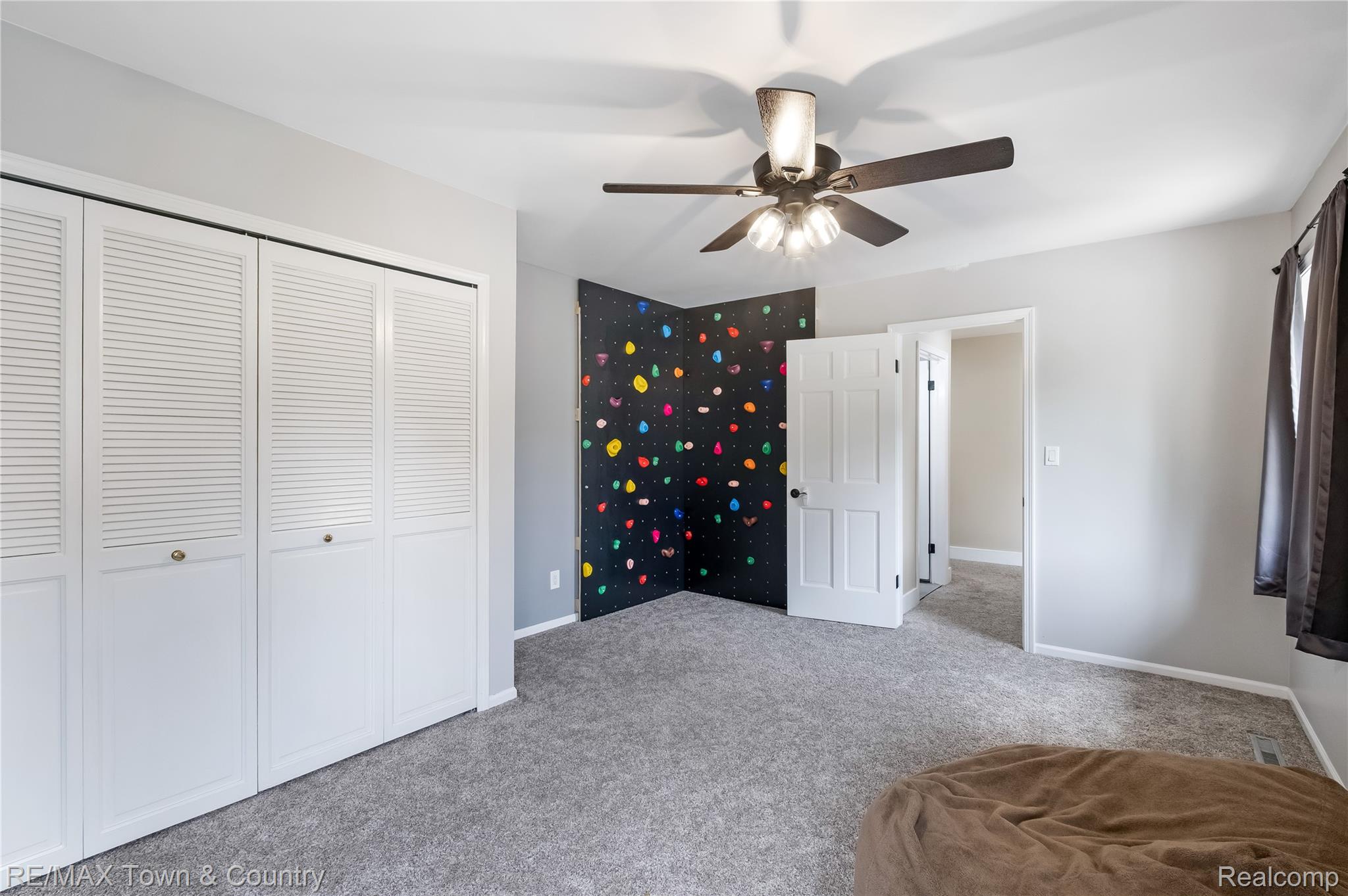 7492 River Road Property Photo 33