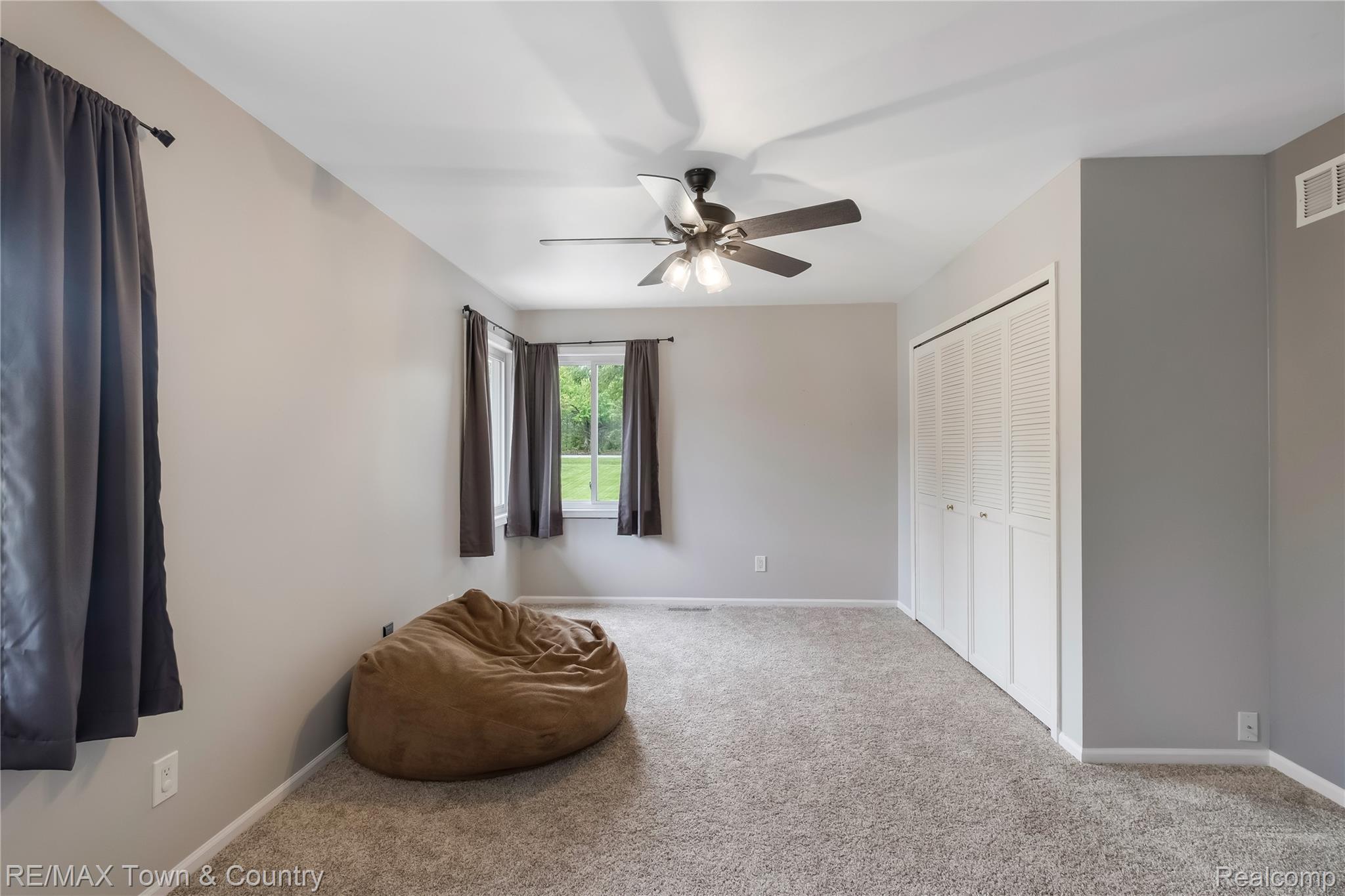 7492 River Road Property Photo 34