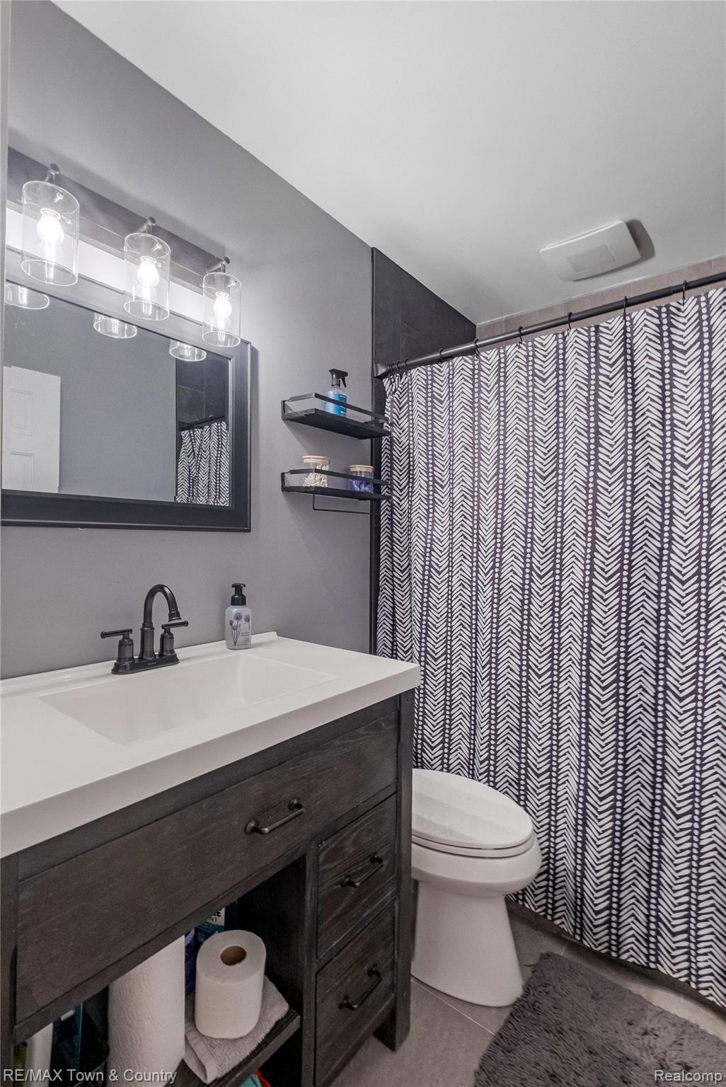 7492 River Road Property Photo 36