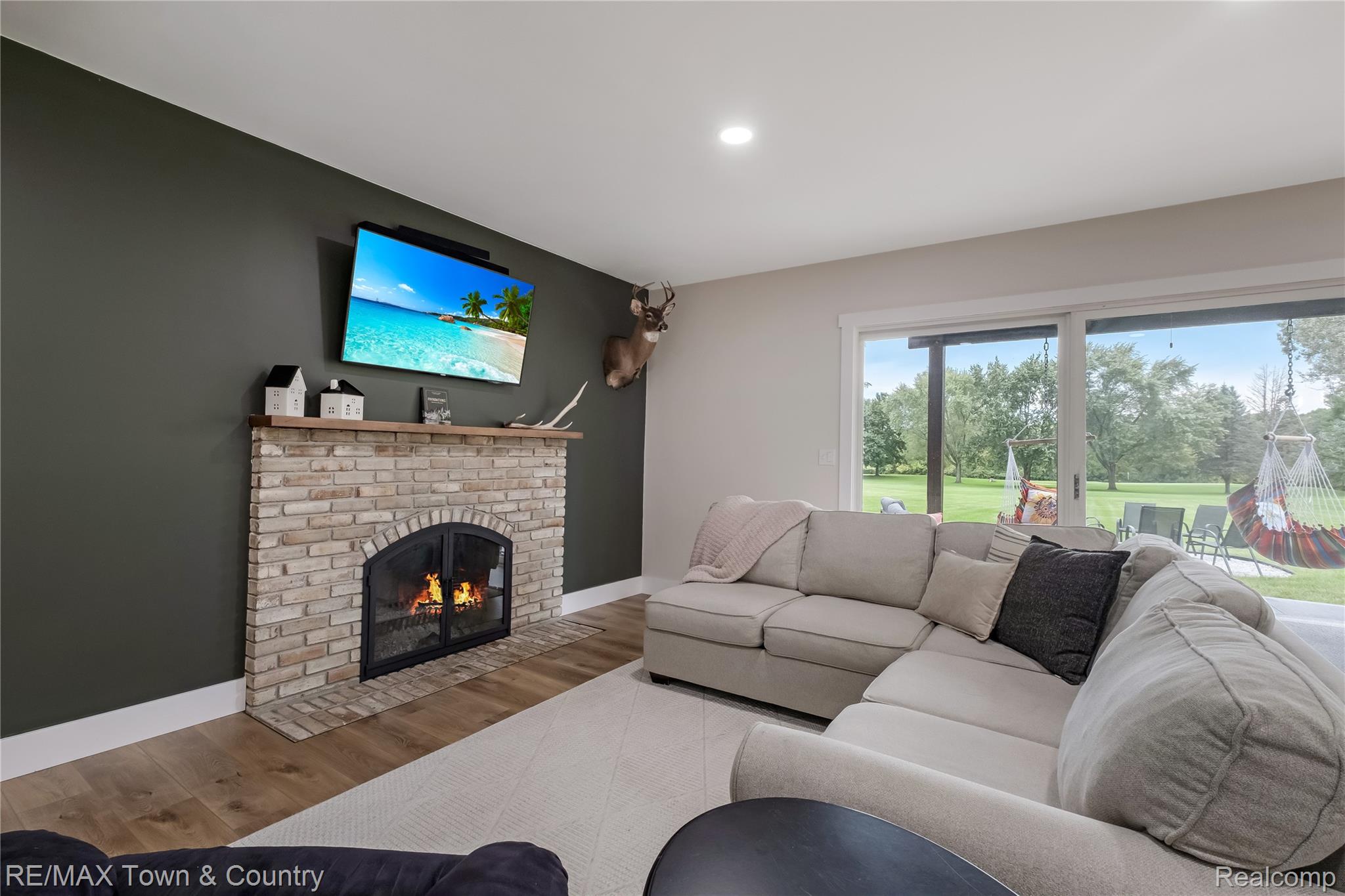 7492 River Road Property Photo 42