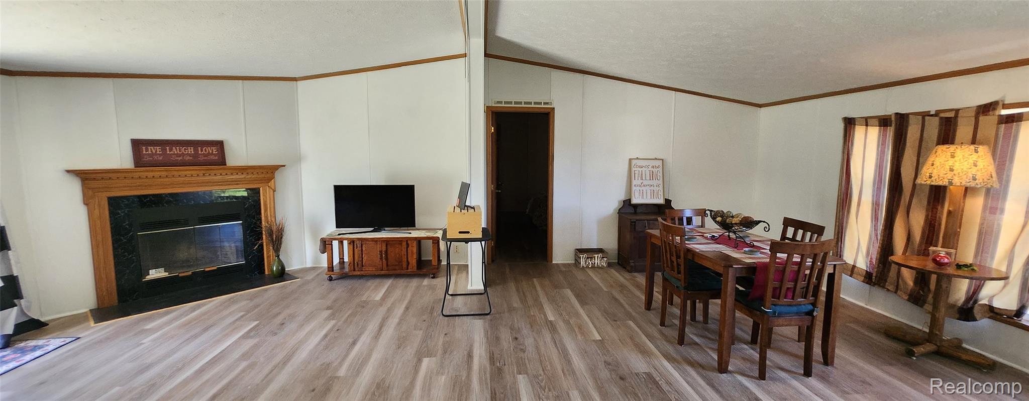 1811 Alexa Lane Property Photo 7
