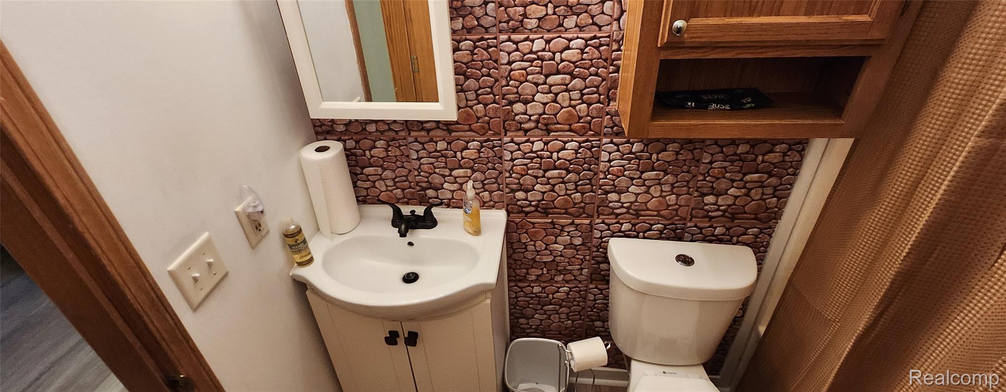 1811 Alexa Lane Property Photo 29