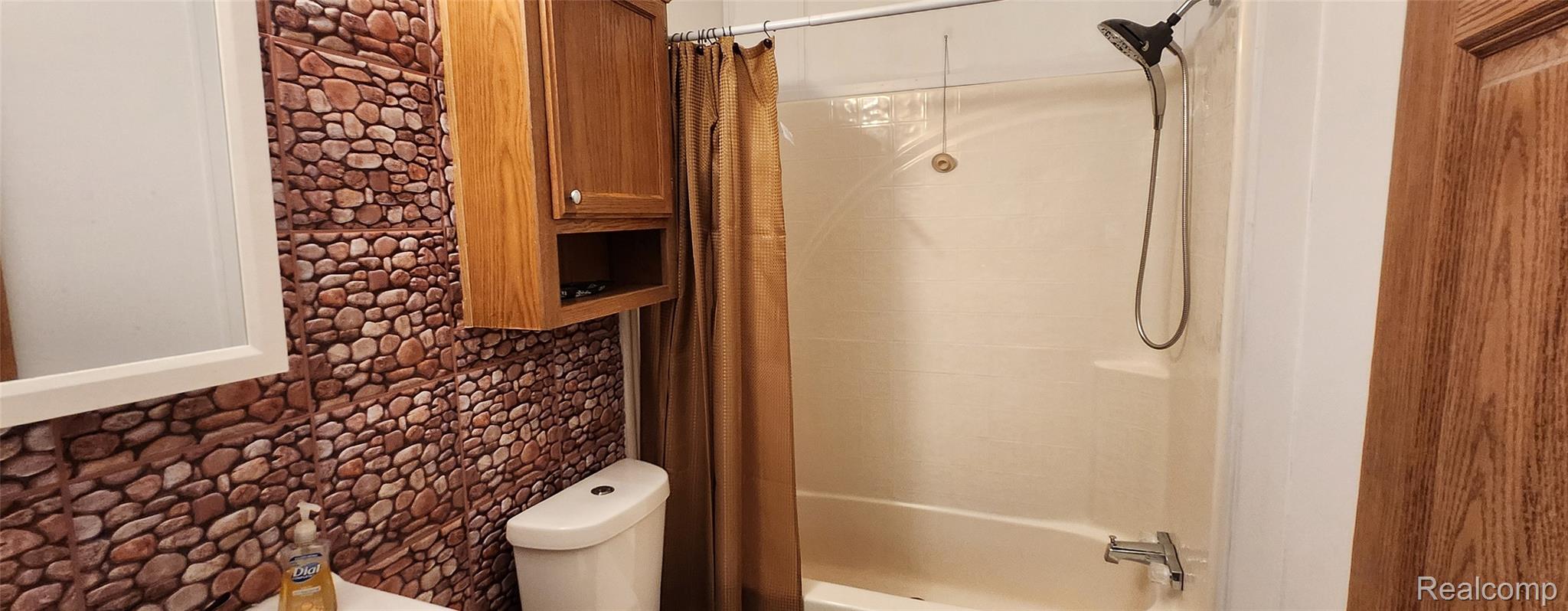 1811 Alexa Lane Property Photo 31