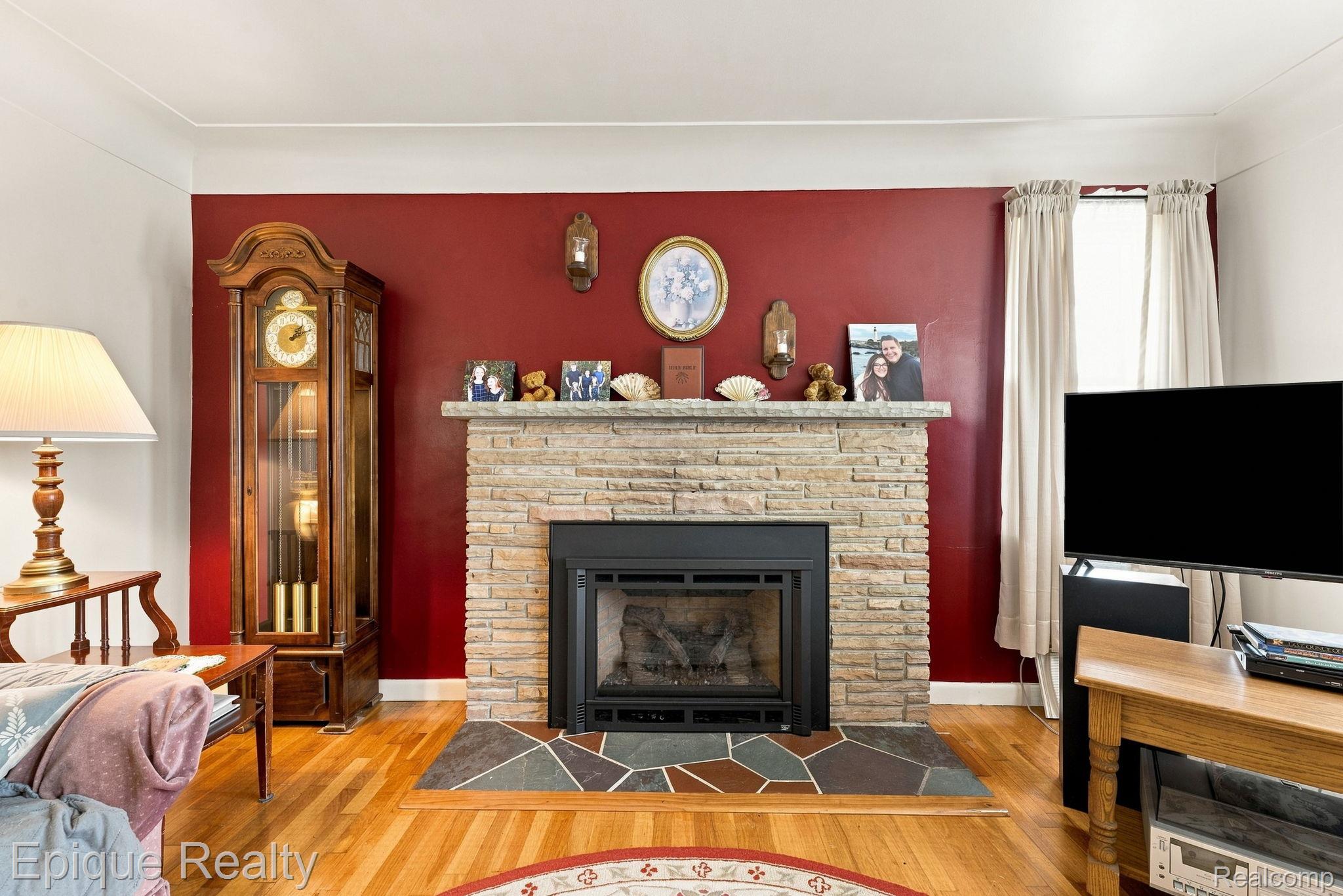 10091 N Genesee Road Property Photo 9