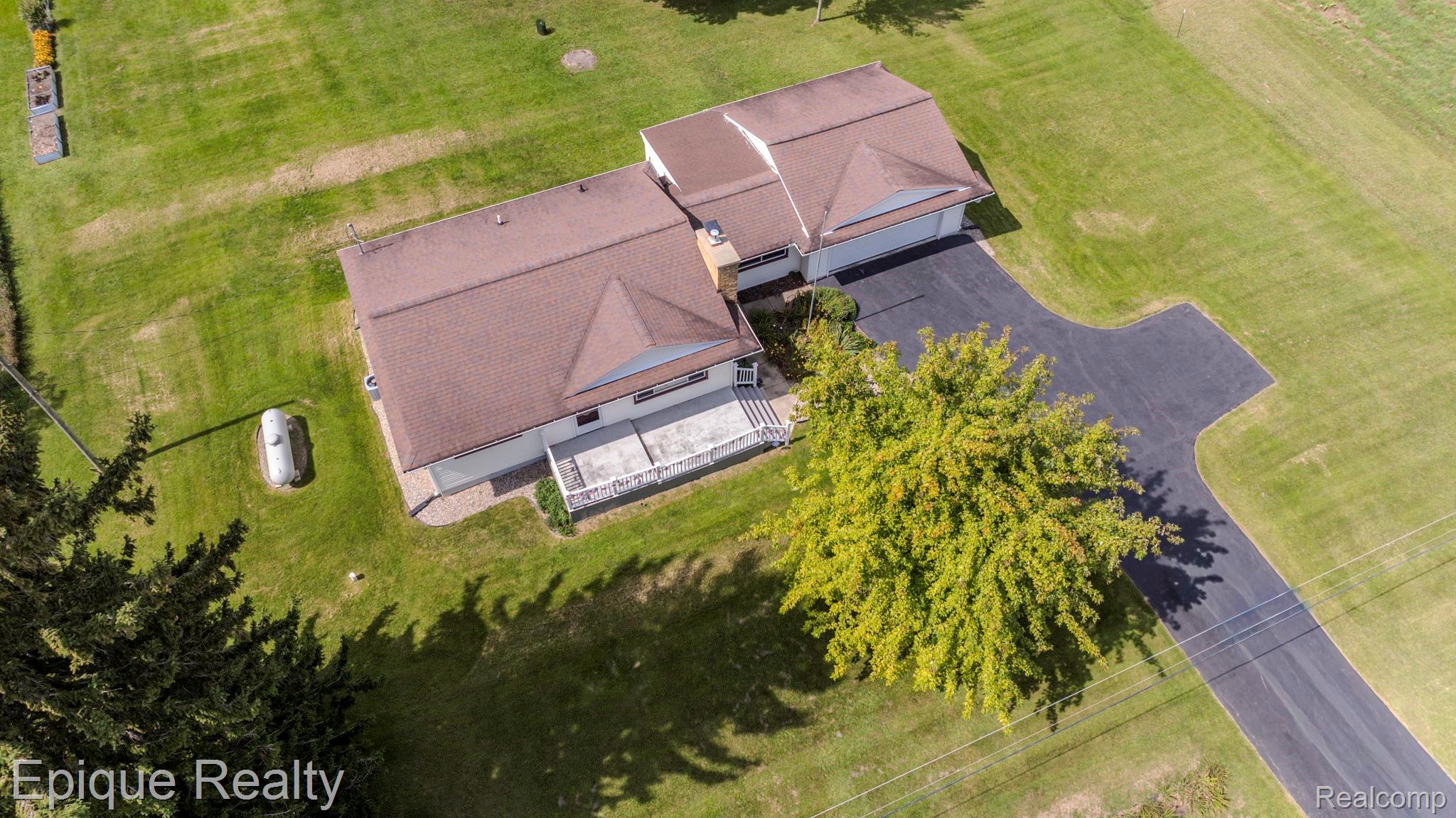 10091 N Genesee Road Property Photo 19