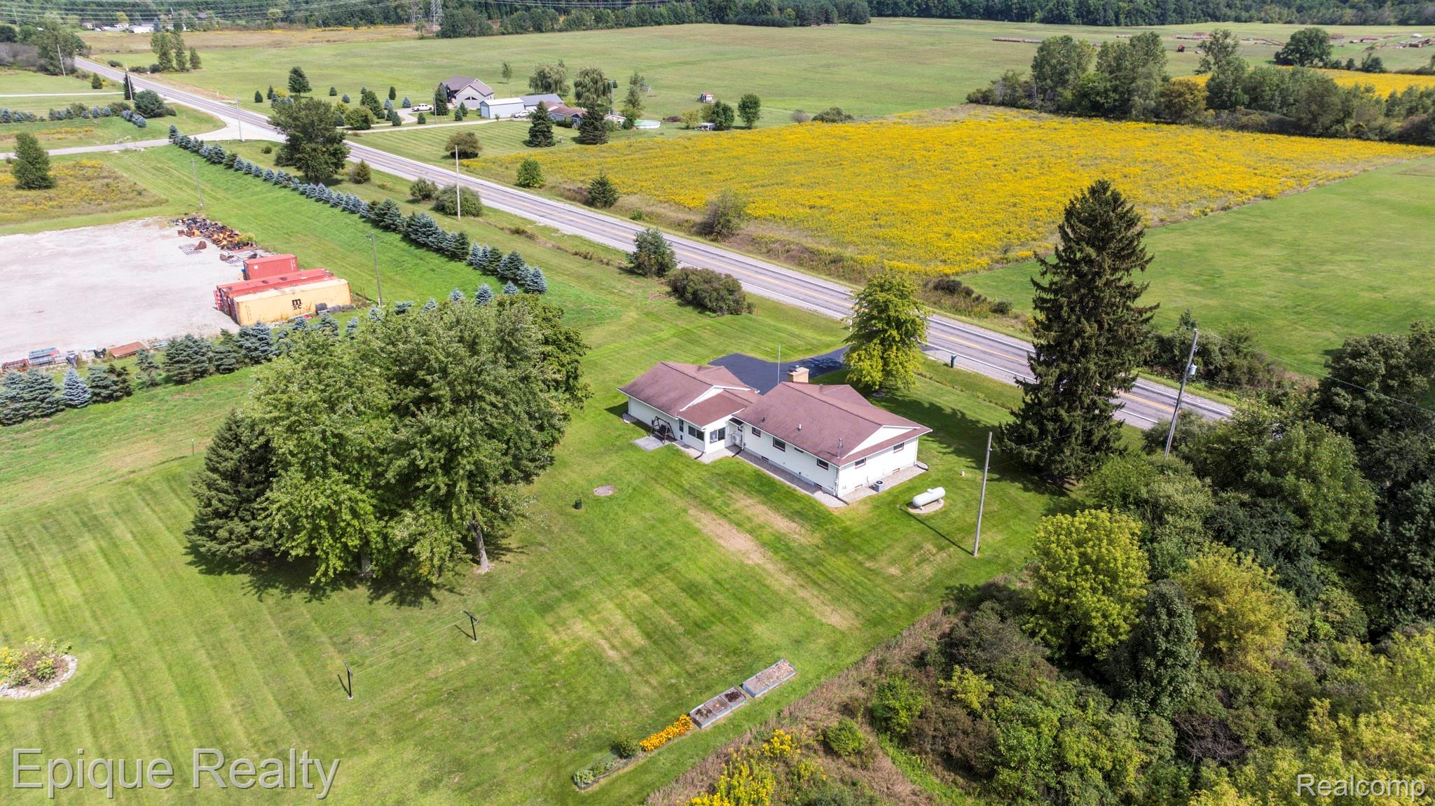 10091 N Genesee Road Property Photo 22