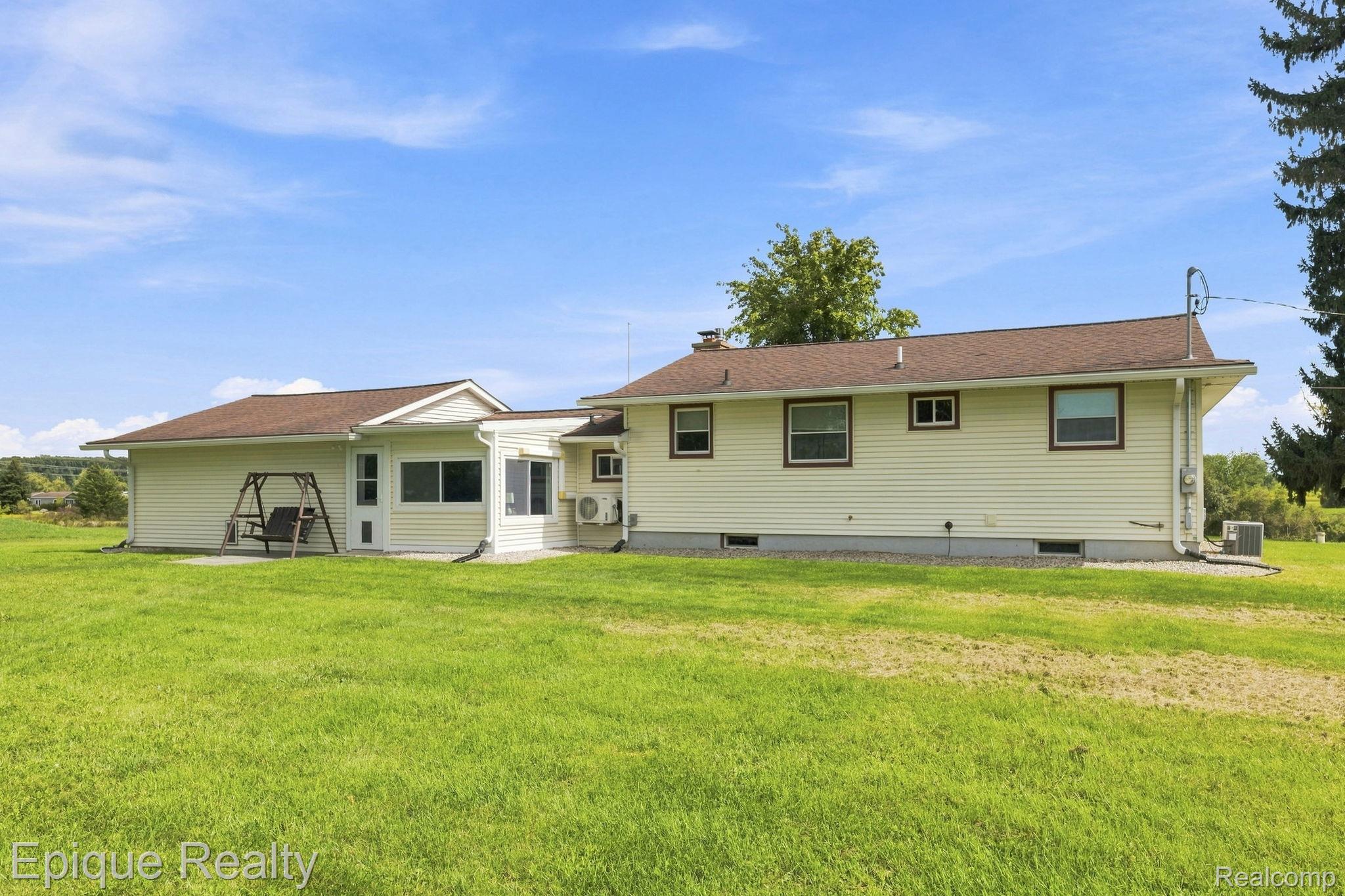 10091 N Genesee Road Property Photo 27
