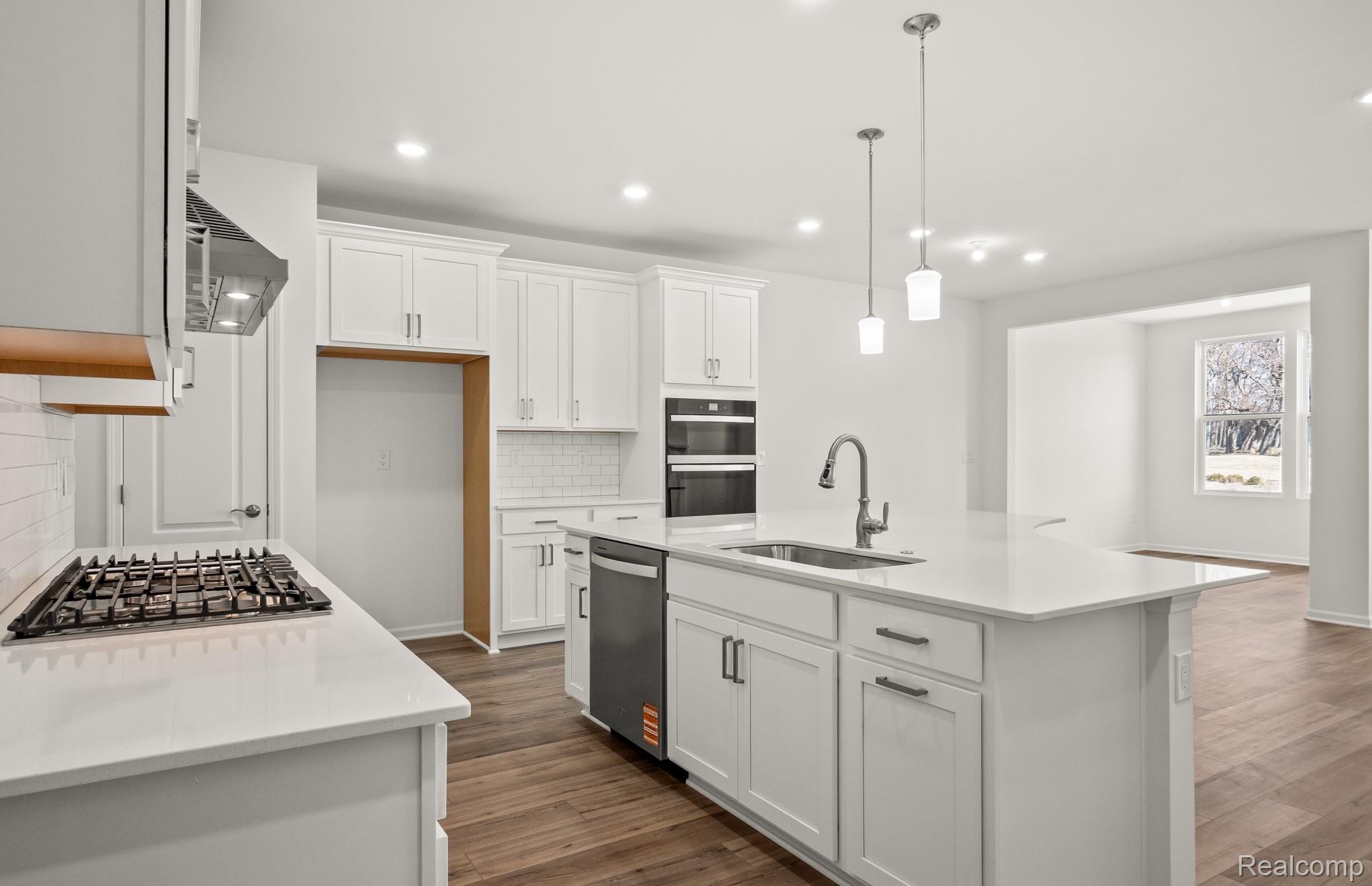 5692 Corgi Drive Property Photo 8