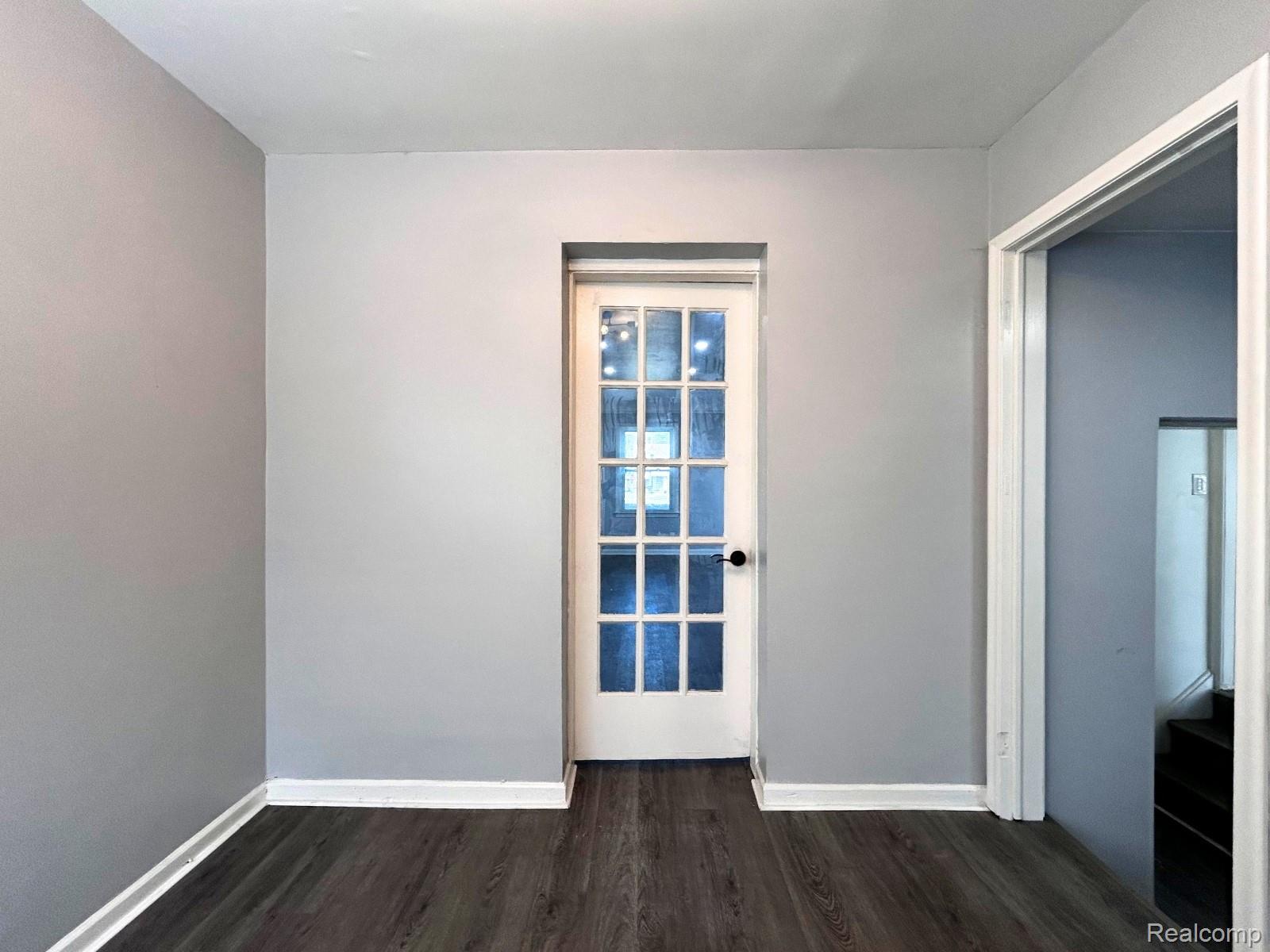 7275 W Outer Drive Property Photo 16