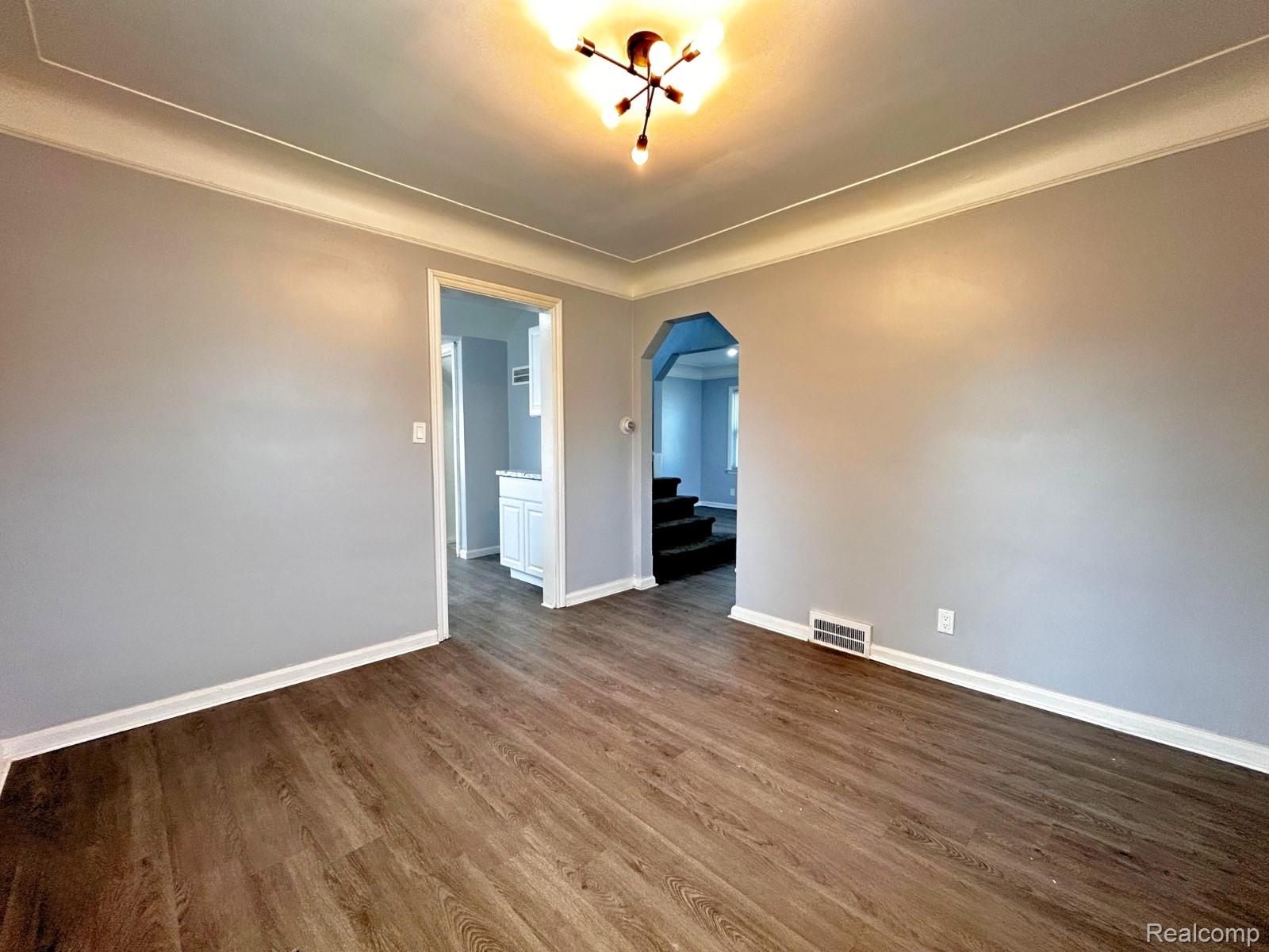 7275 W Outer Drive Property Photo 30