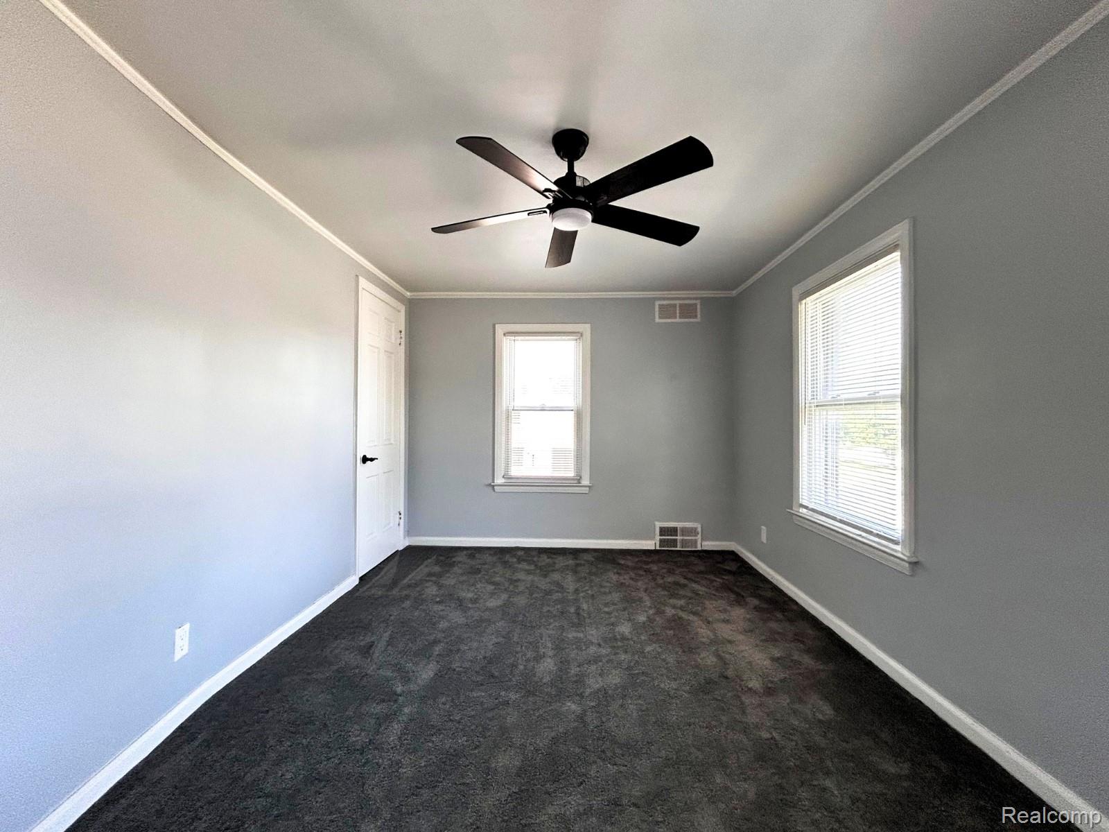 7275 W Outer Drive Property Photo 35