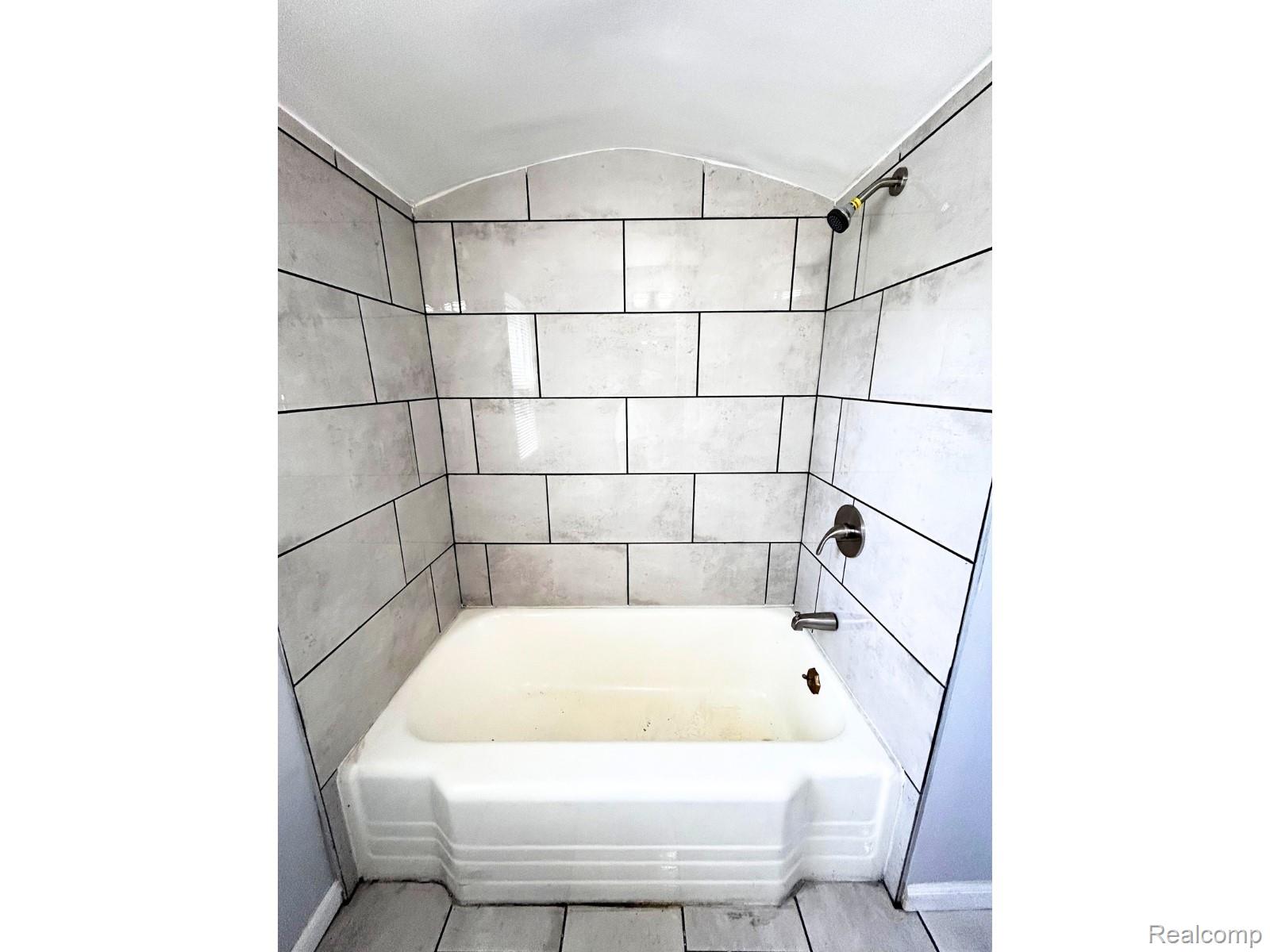 7275 W Outer Drive Property Photo 38