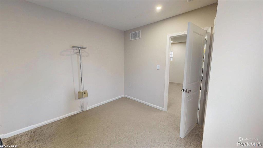 8415 Sherman Avenue Property Photo 18