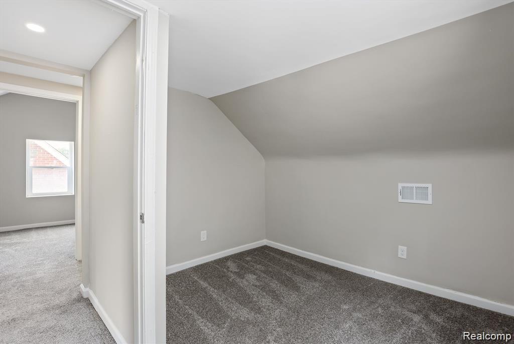 8415 Sherman Avenue Property Photo 21