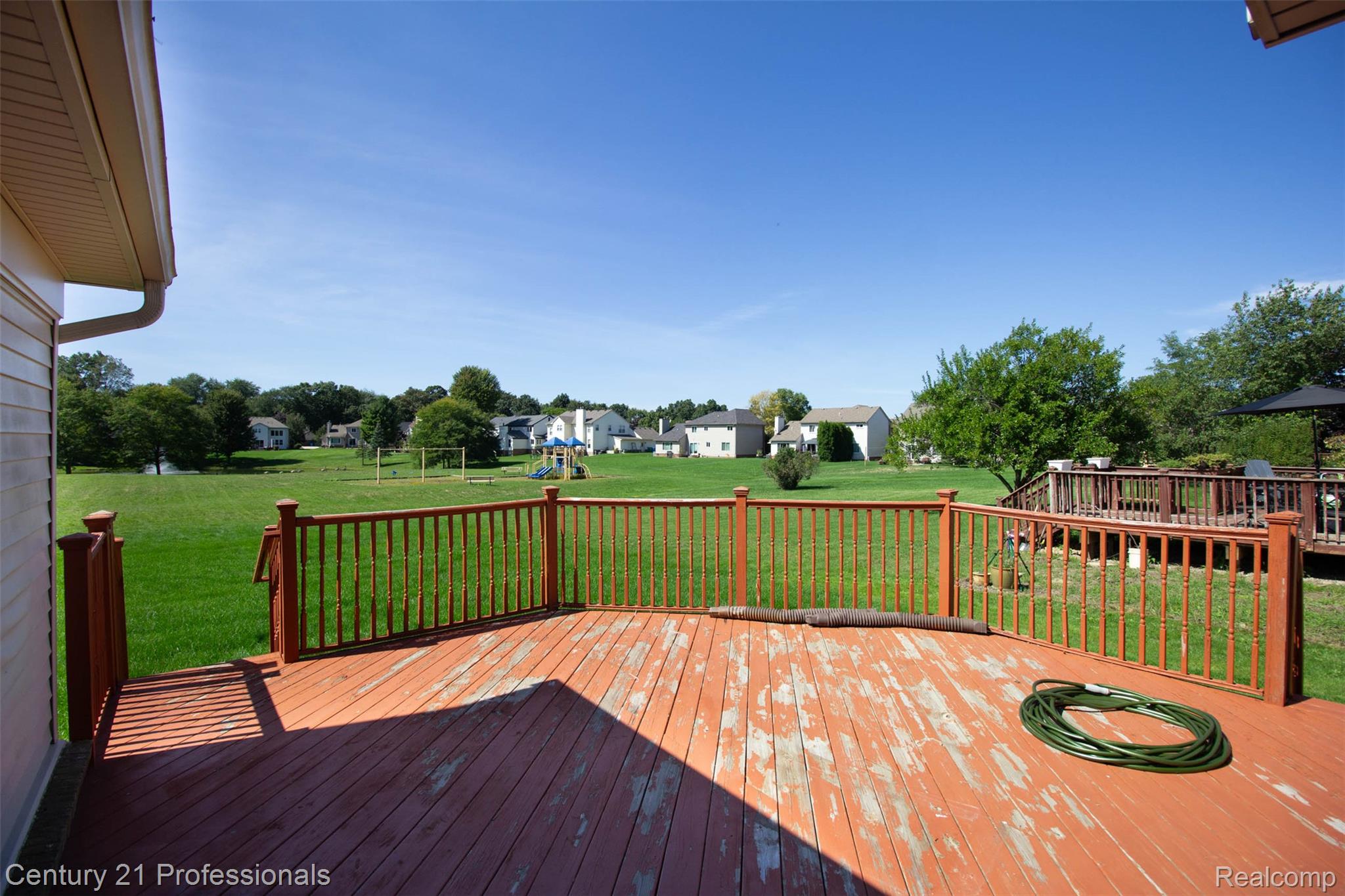 2004 Twin Sun Circle Property Photo 40